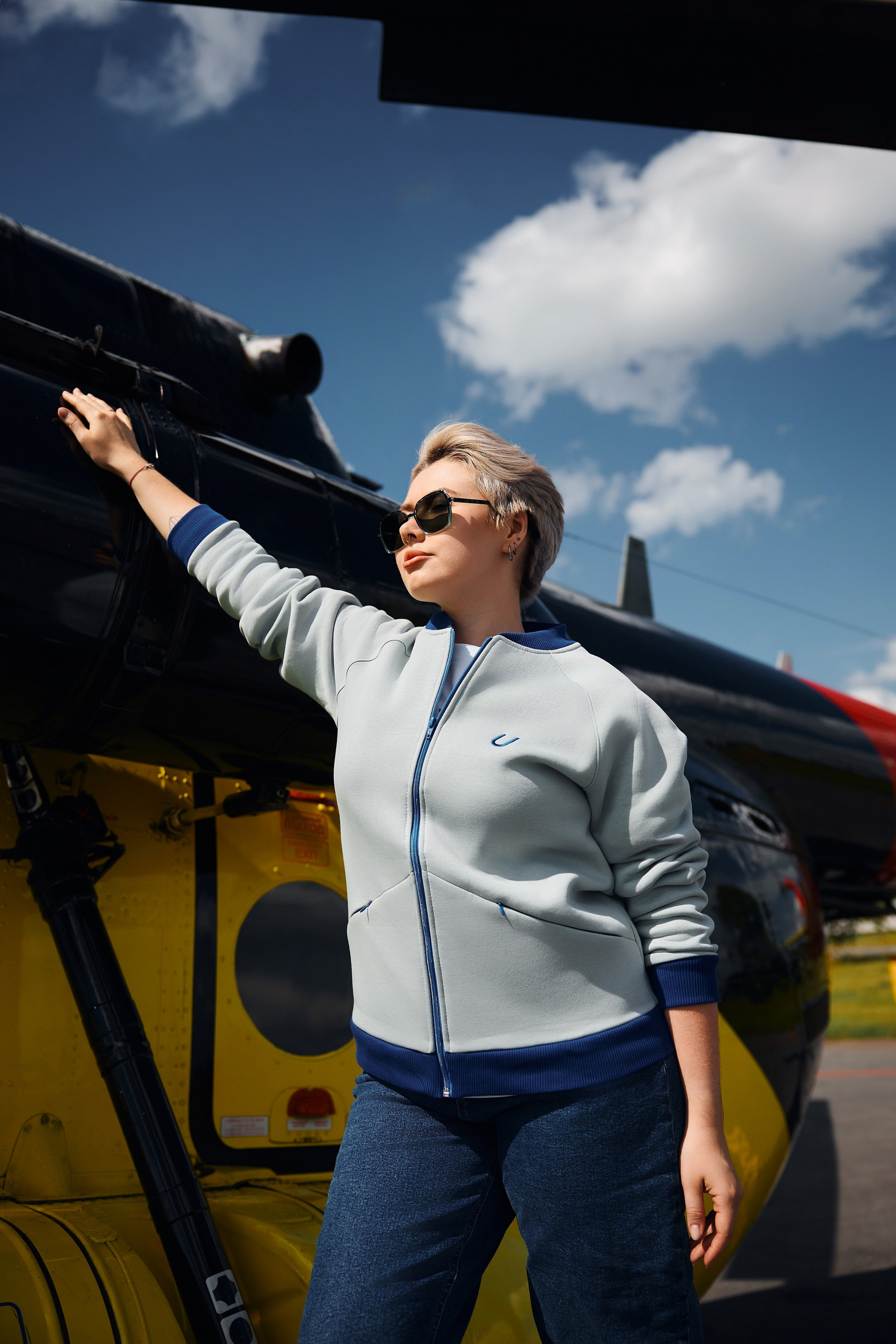 Utair. Мерч. Бизнес портрет Аэросъемка Интерьерная съемка Тюмень