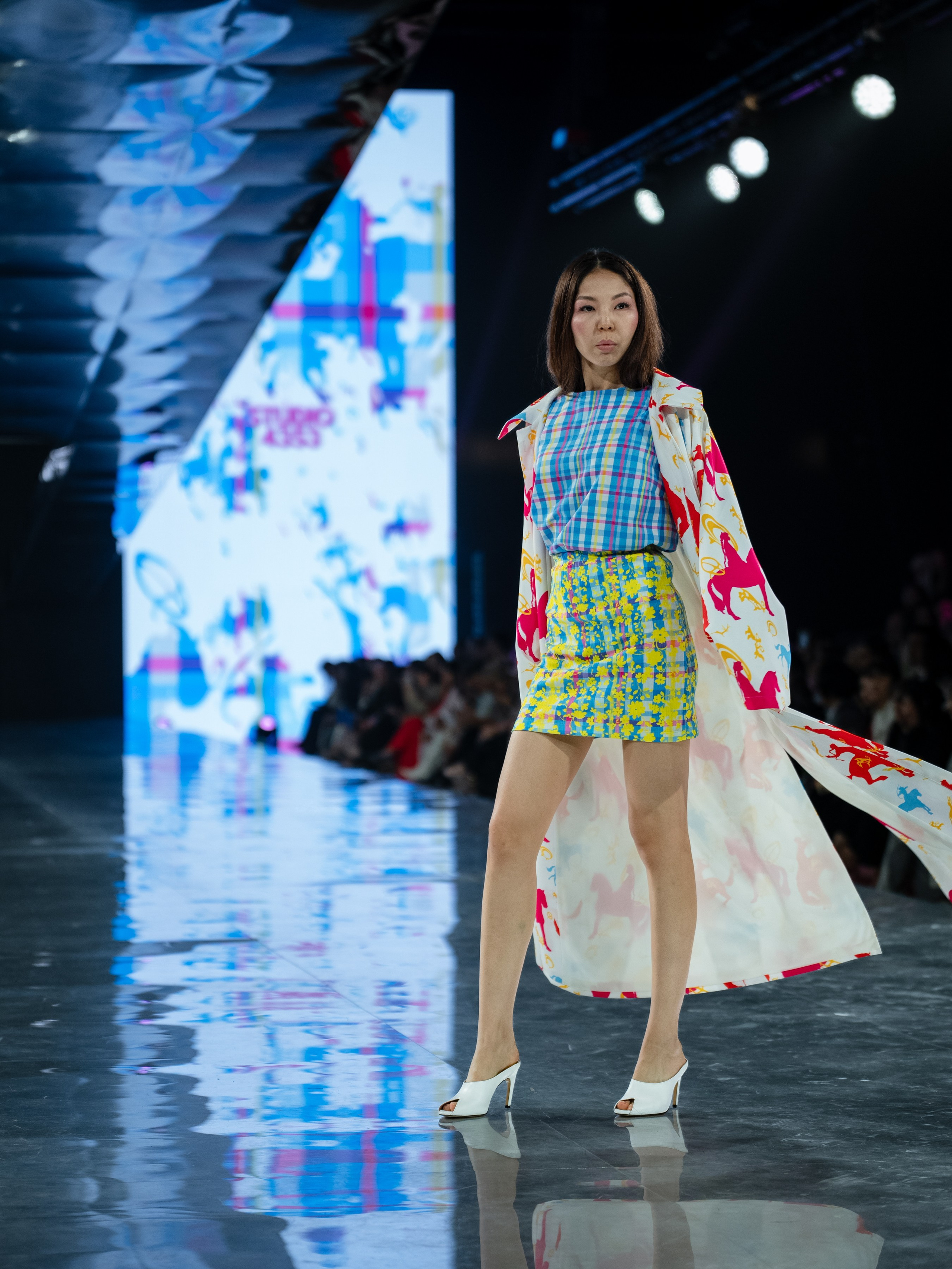 Visa Fashion Week Studio 4353. Сайт Алматинского НЮ АРТ, будуар и фэшн фотографа Дениса Карпенко