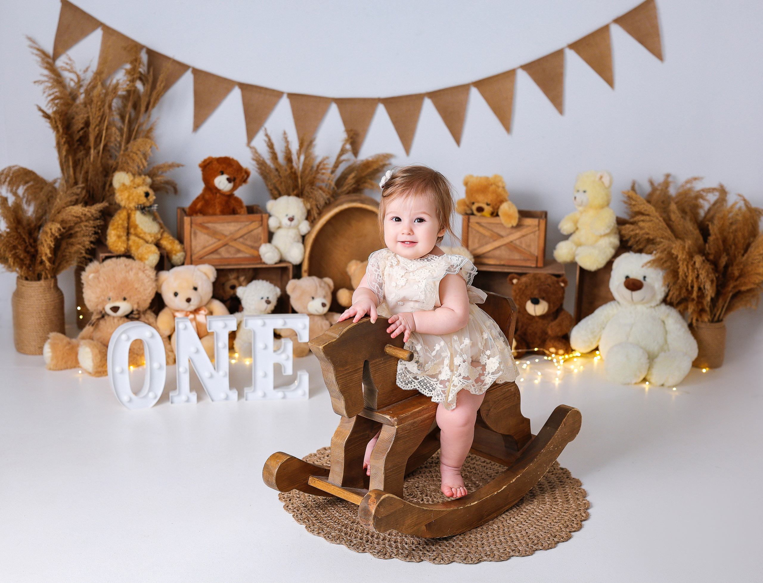 Малышки Антураж