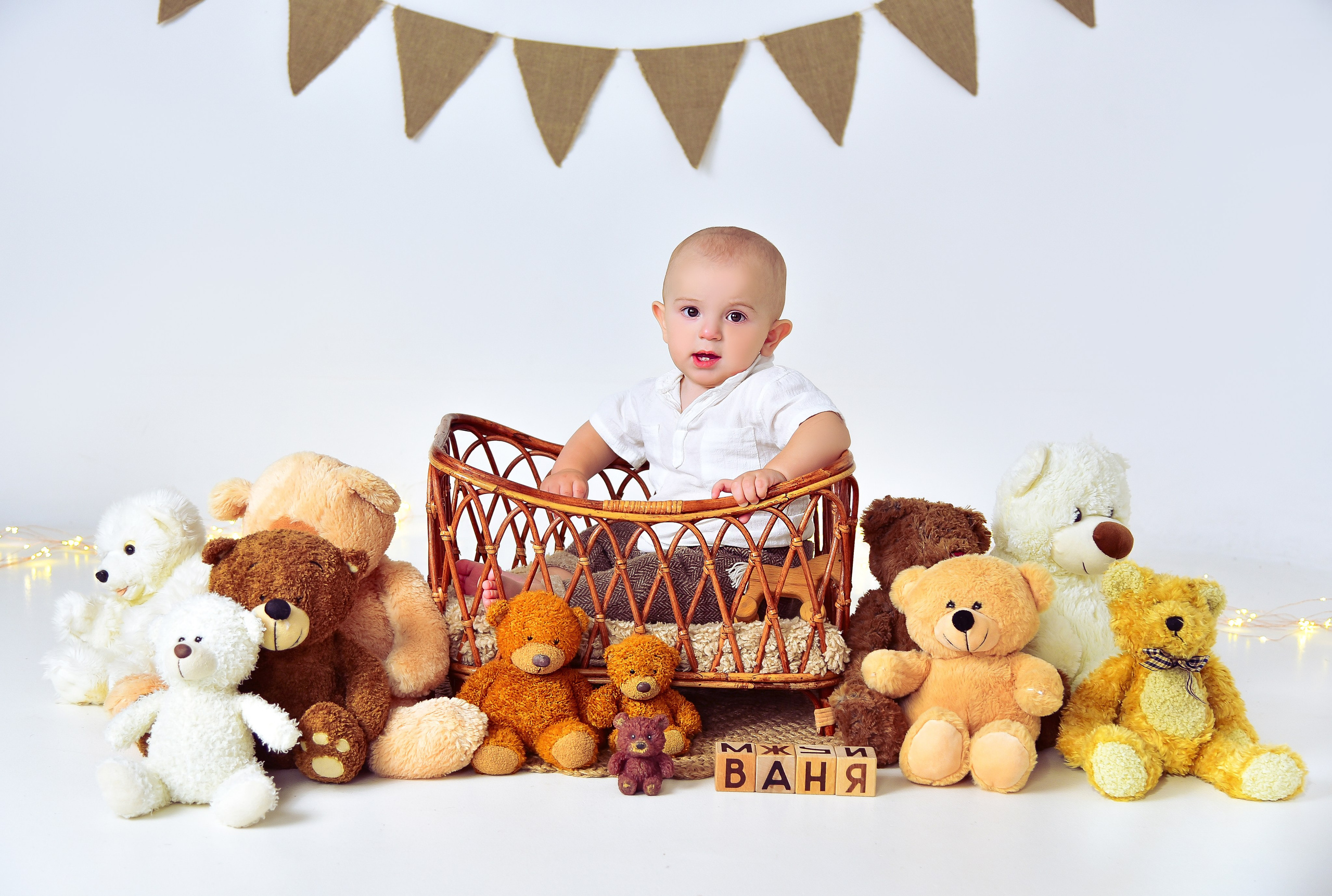 Мальчишки Антураж