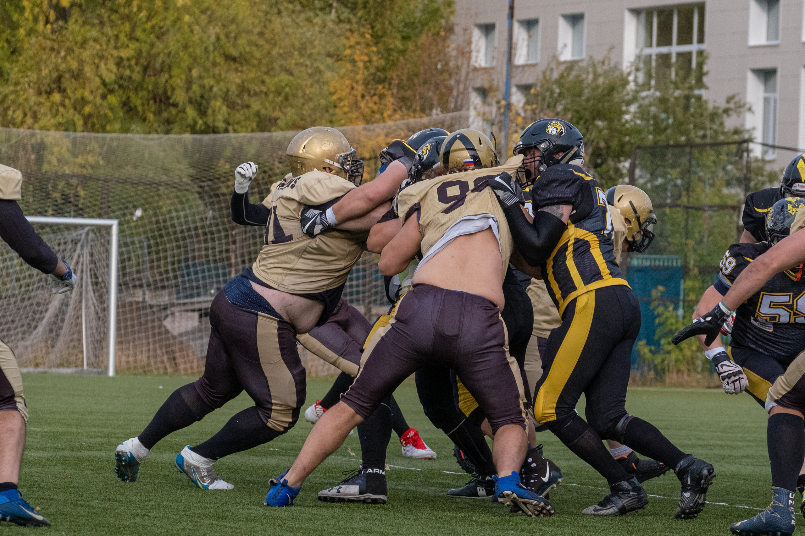 Американский футбол, амфут, регби, Гриффоны, Спартанцы, Легионеры