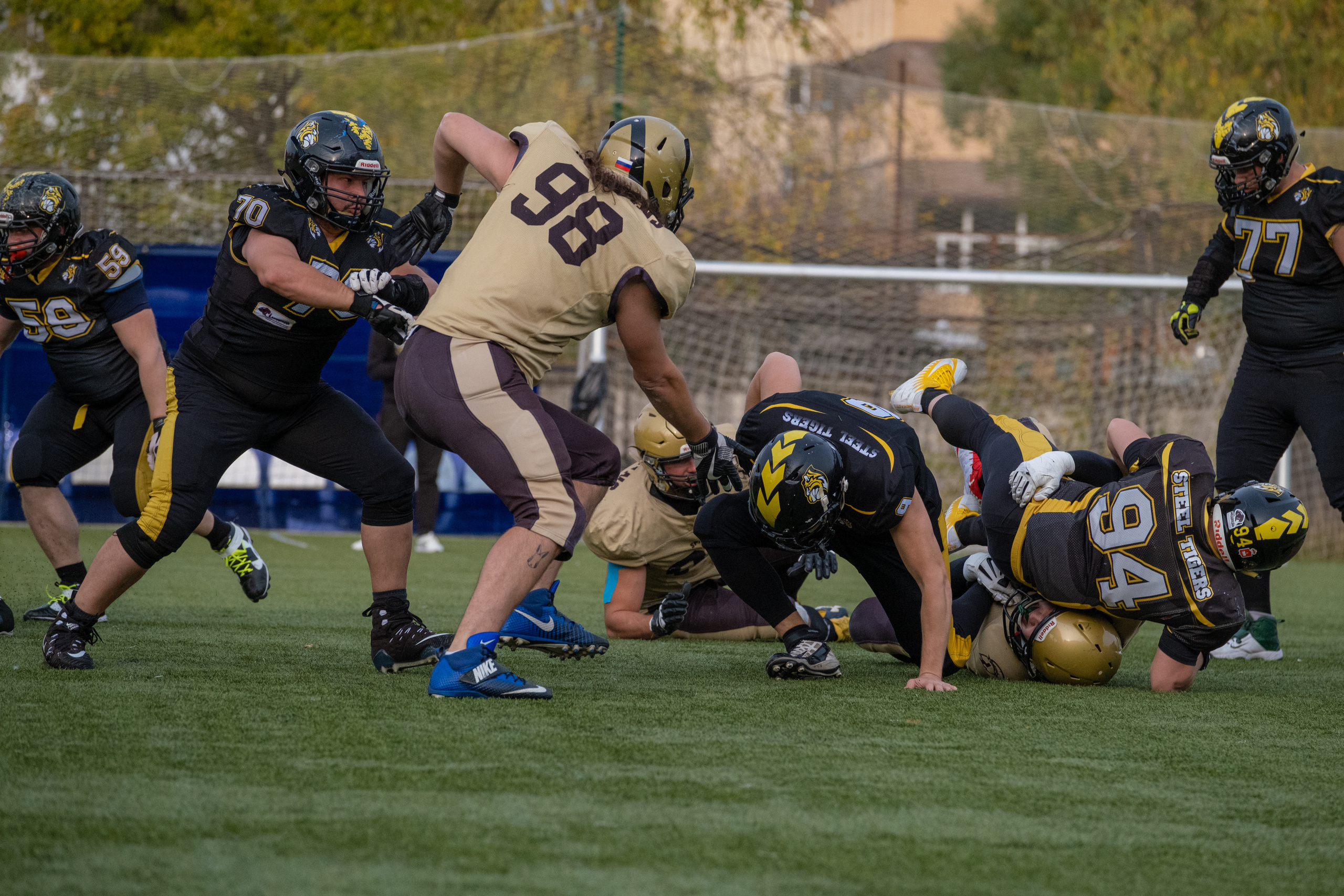 Американский футбол, амфут, регби, Гриффоны, Спартанцы, Легионеры