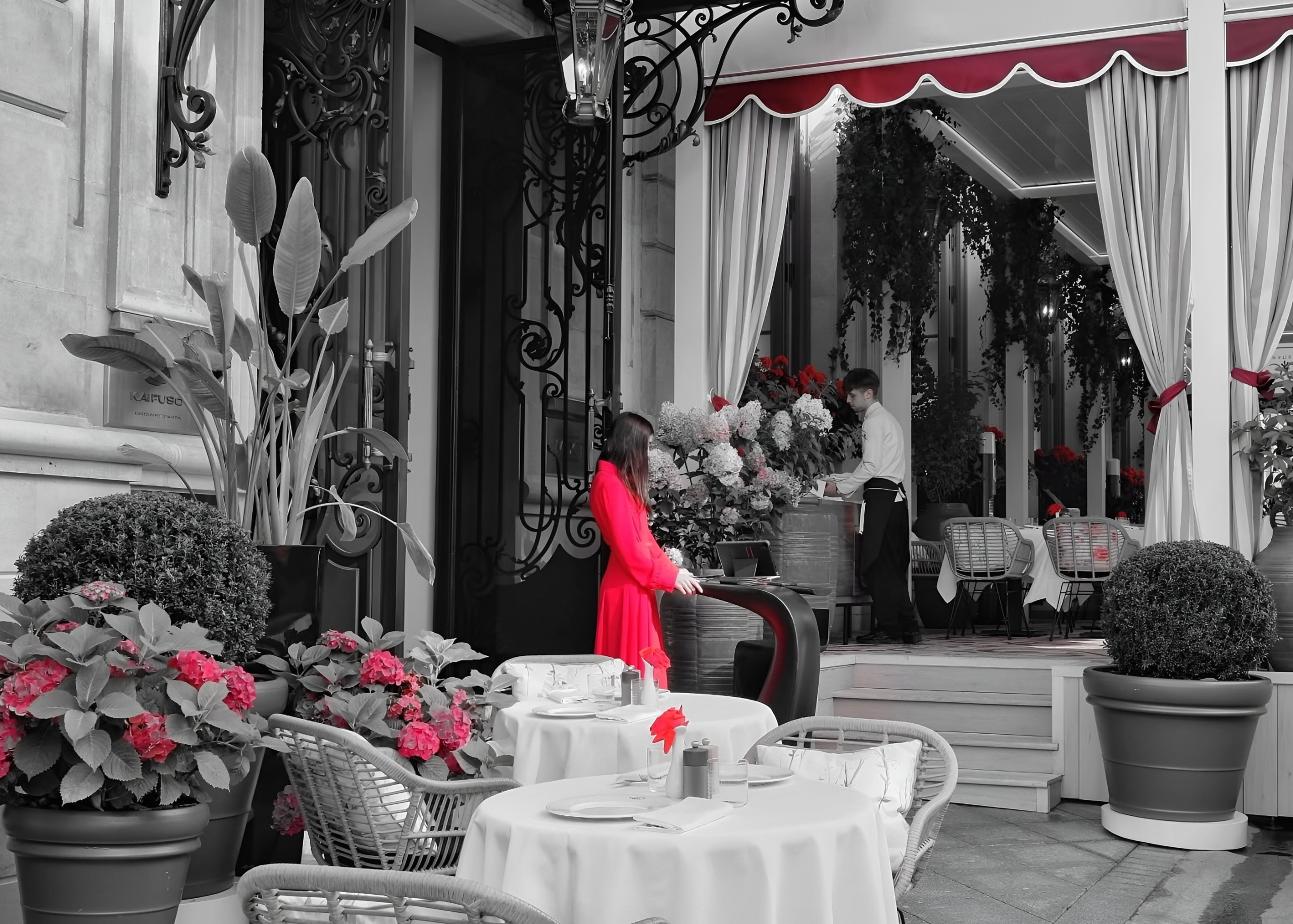 Селективный красный. Фотограф в Москве, фотожурналист Александр Малахов