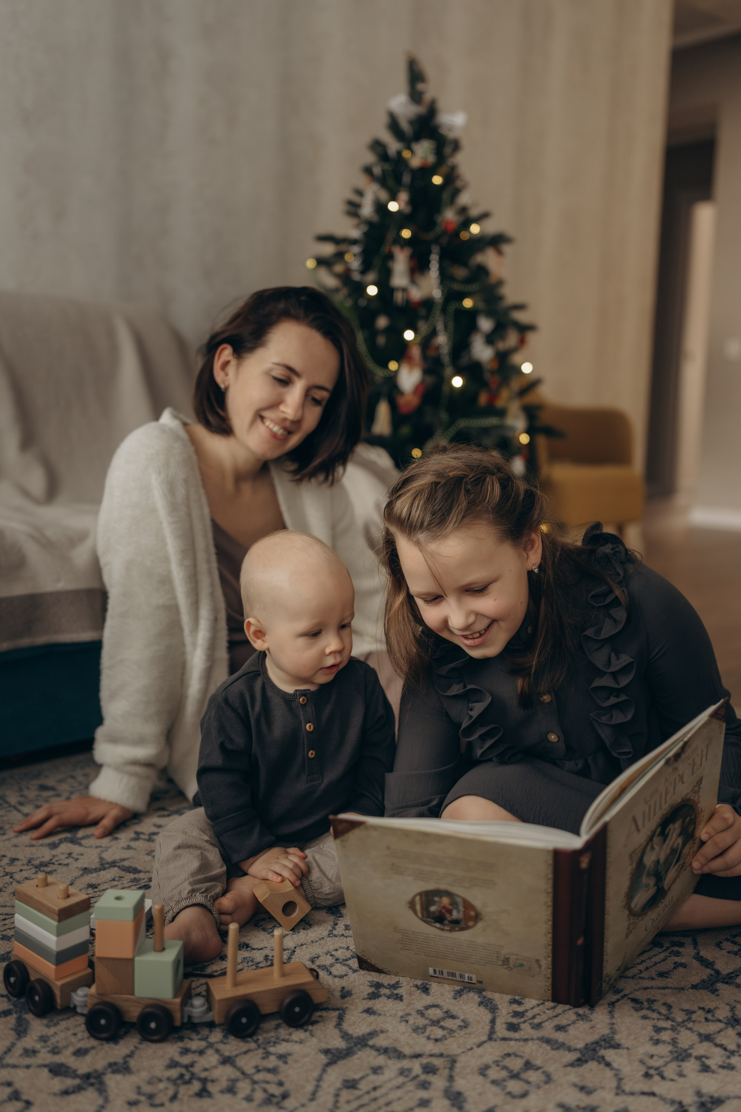 Уют и запах елки. Семейный фотограф Москва. Фотограф беременности и материнства Москва