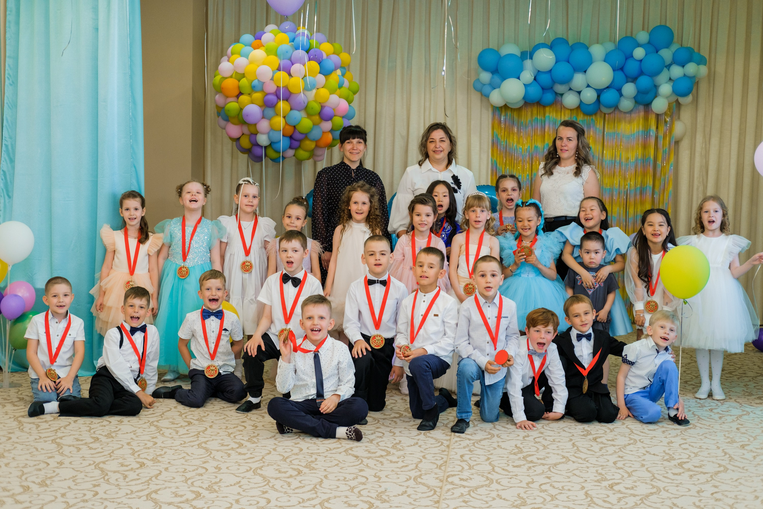 Выпускной 2023. Фотограф Софья Володкина