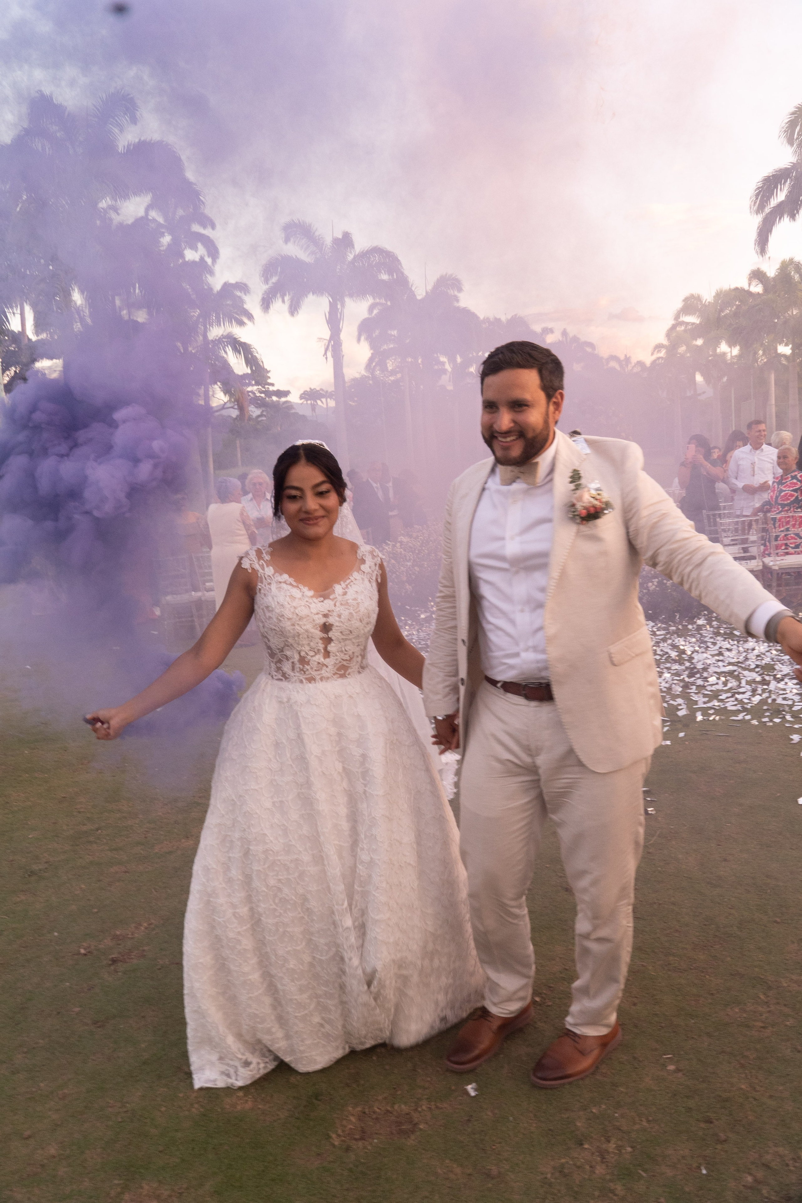 Carola & Gerson. Wedding Photographer in Barcelona and Medellin