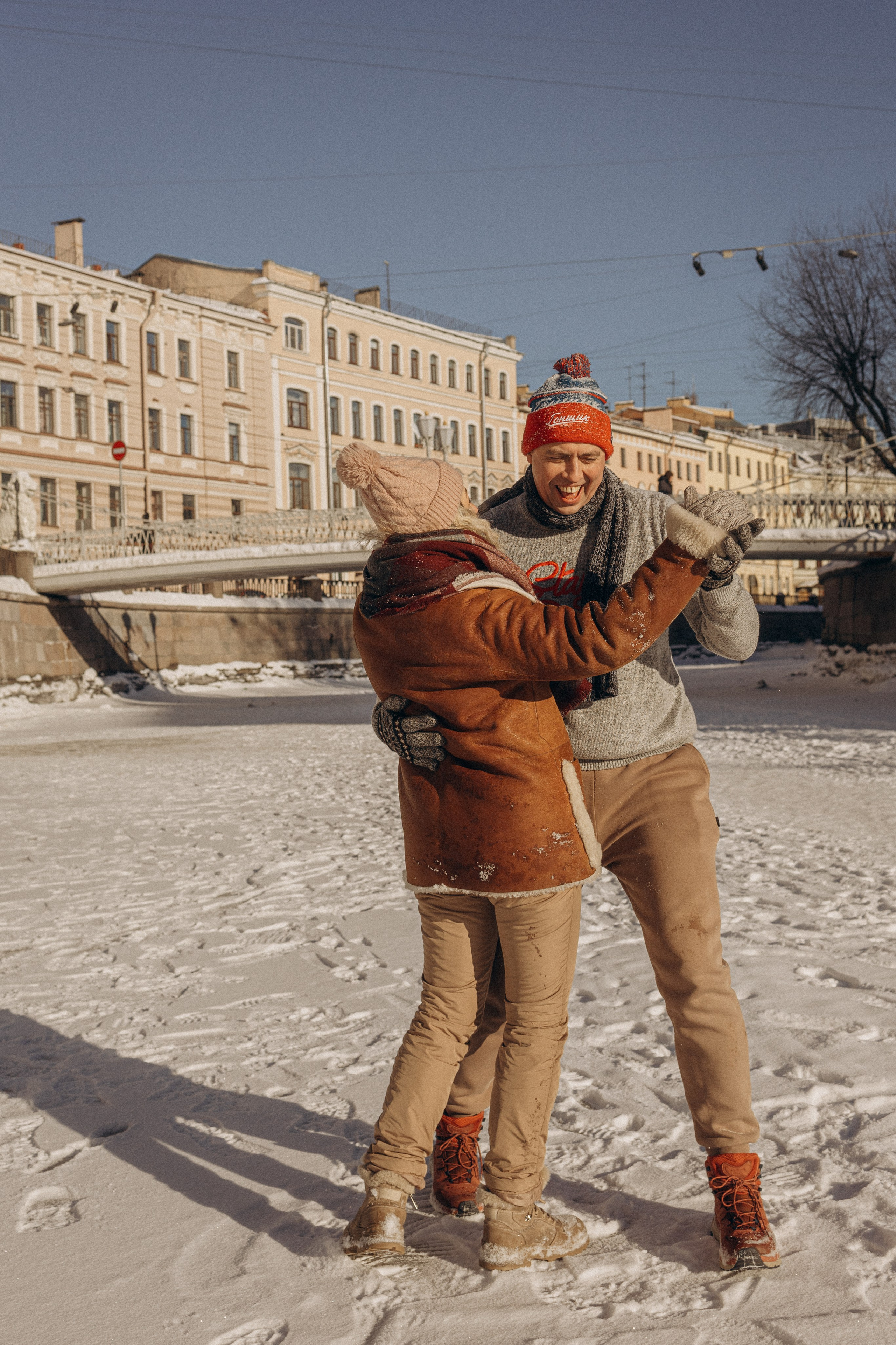 Свидание под мостом. Семейный фотограф в Санкт-Петербурге Лена Соколова