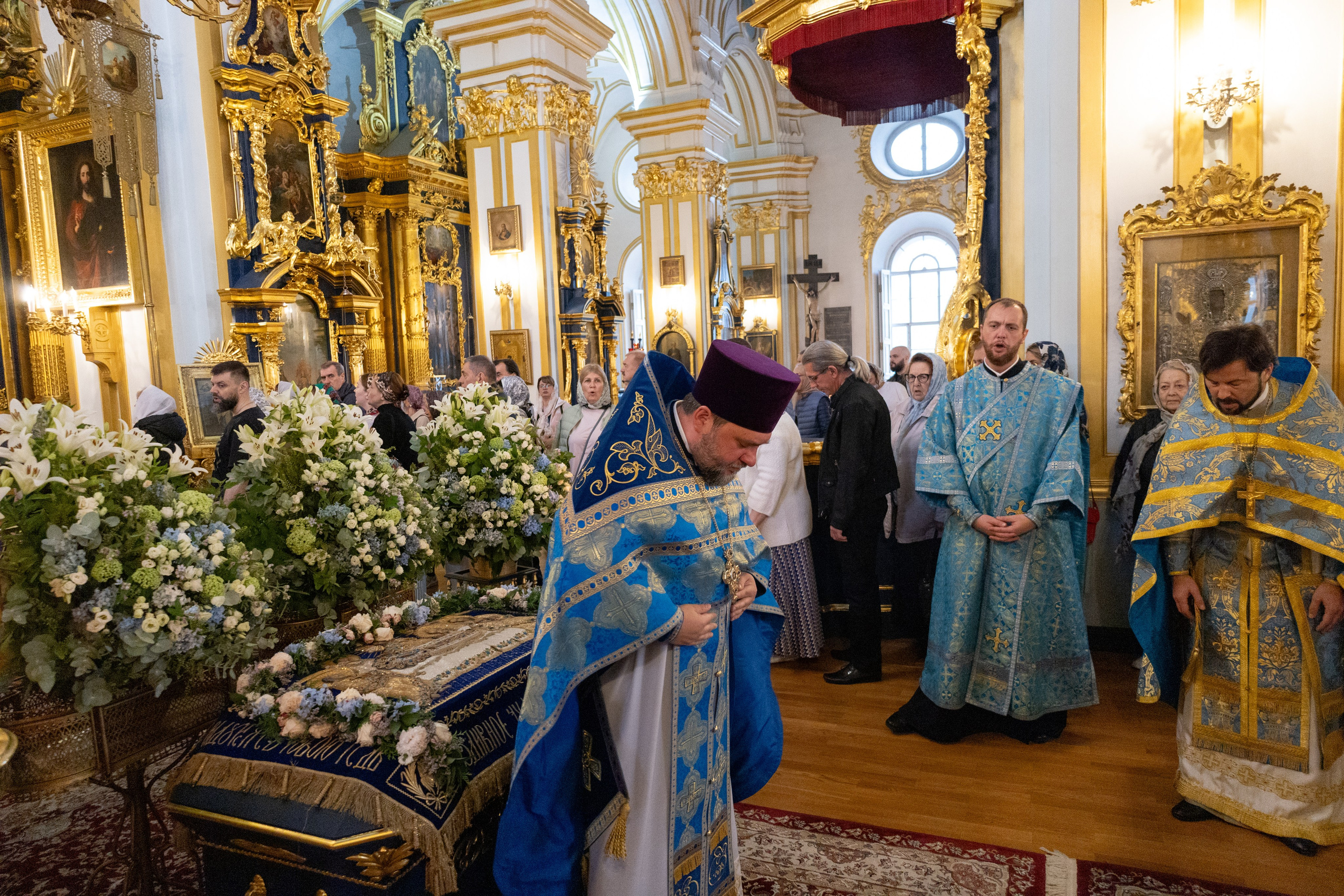 НЕДЕЛЯ 12-Я ПО ПЯТИДЕСЯТНИЦЕ, ПОПРАЗДНСТВО УСПЕНИЯ ПРЕСВЯТОЙ БОГОРОДИЦЫ. НИКОЛО-БОГОЯВЛЕНСКИЙ МОРСКОЙ СОБОР