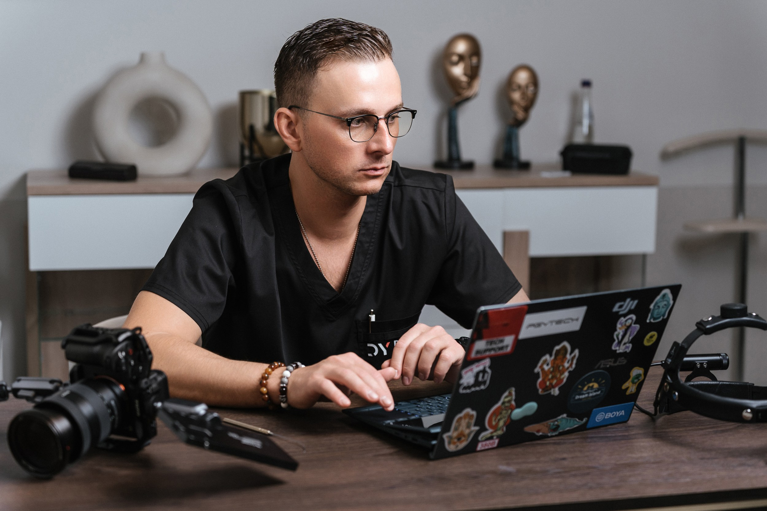 Контент-съемка. Профессиональный фотограф в Москве — Руслан Альтимиров