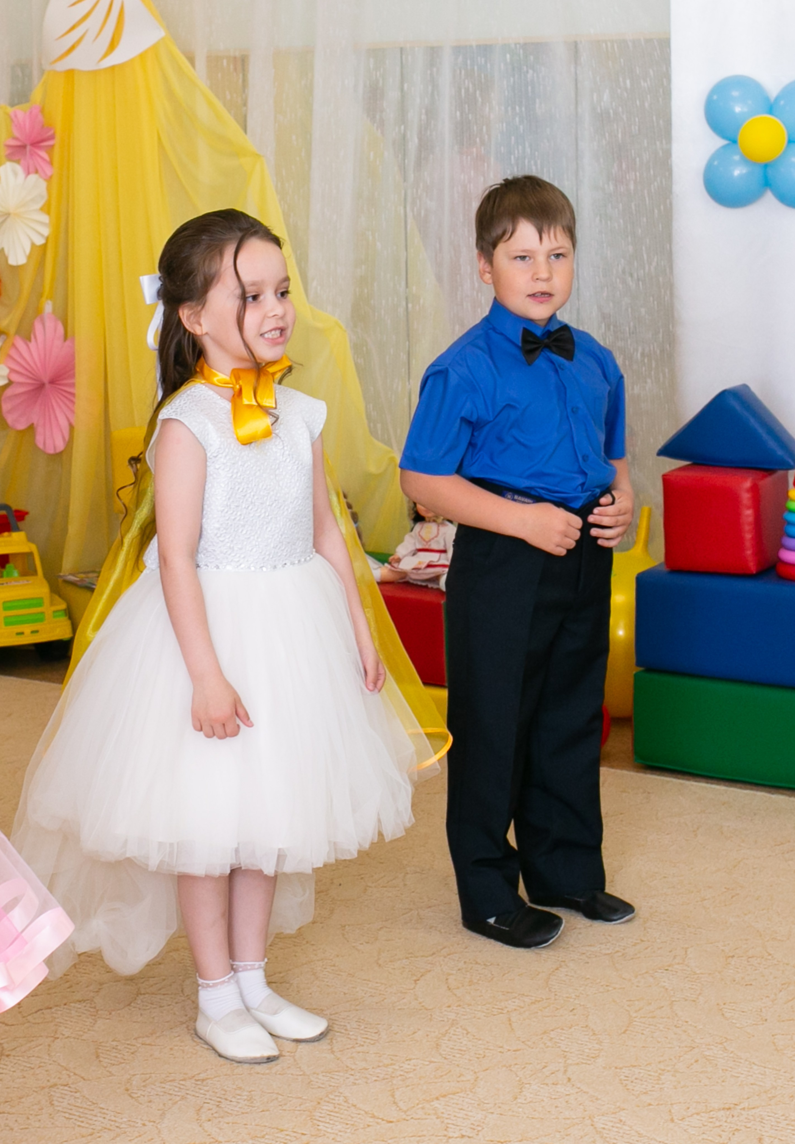 Выпускные и Утренники. Фотограф новорожденных и семейный фотограф НСО г. Бердск Марина Львова