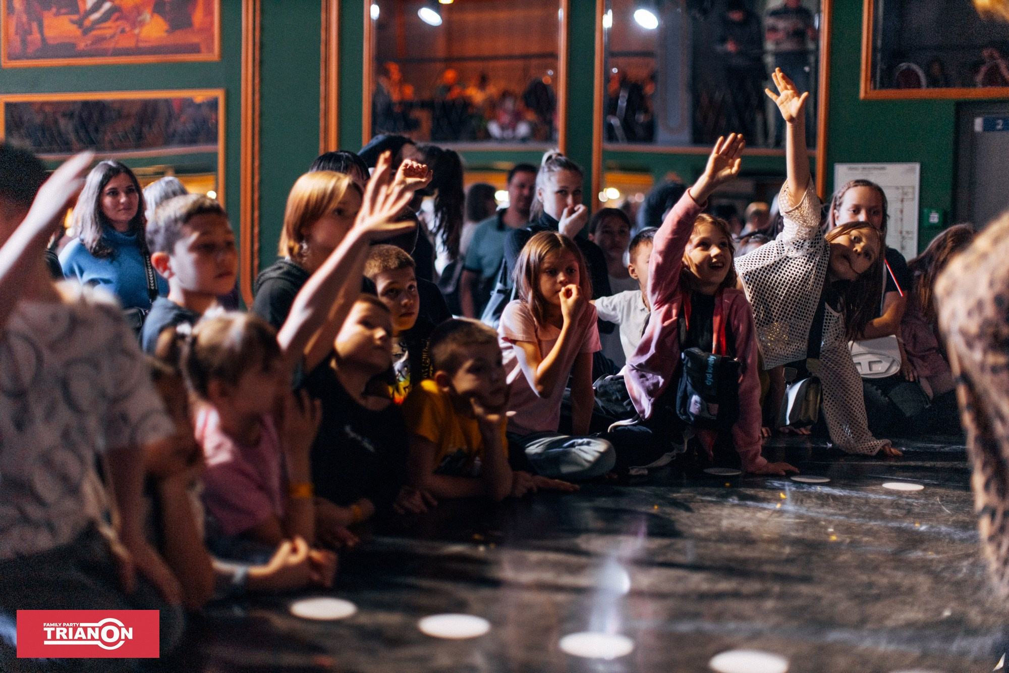 Семейная дискотека TRIANON. Фотограф Владимир Молоканов