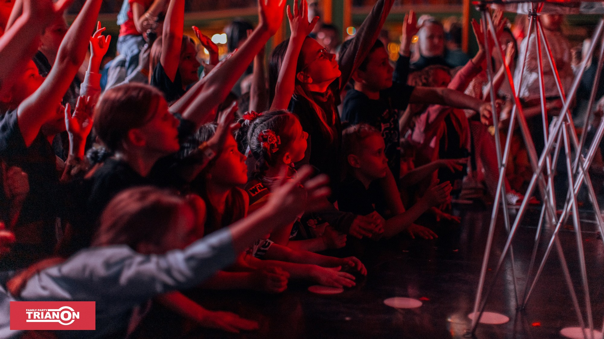 Семейная дискотека TRIANON. Фотограф Владимир Молоканов