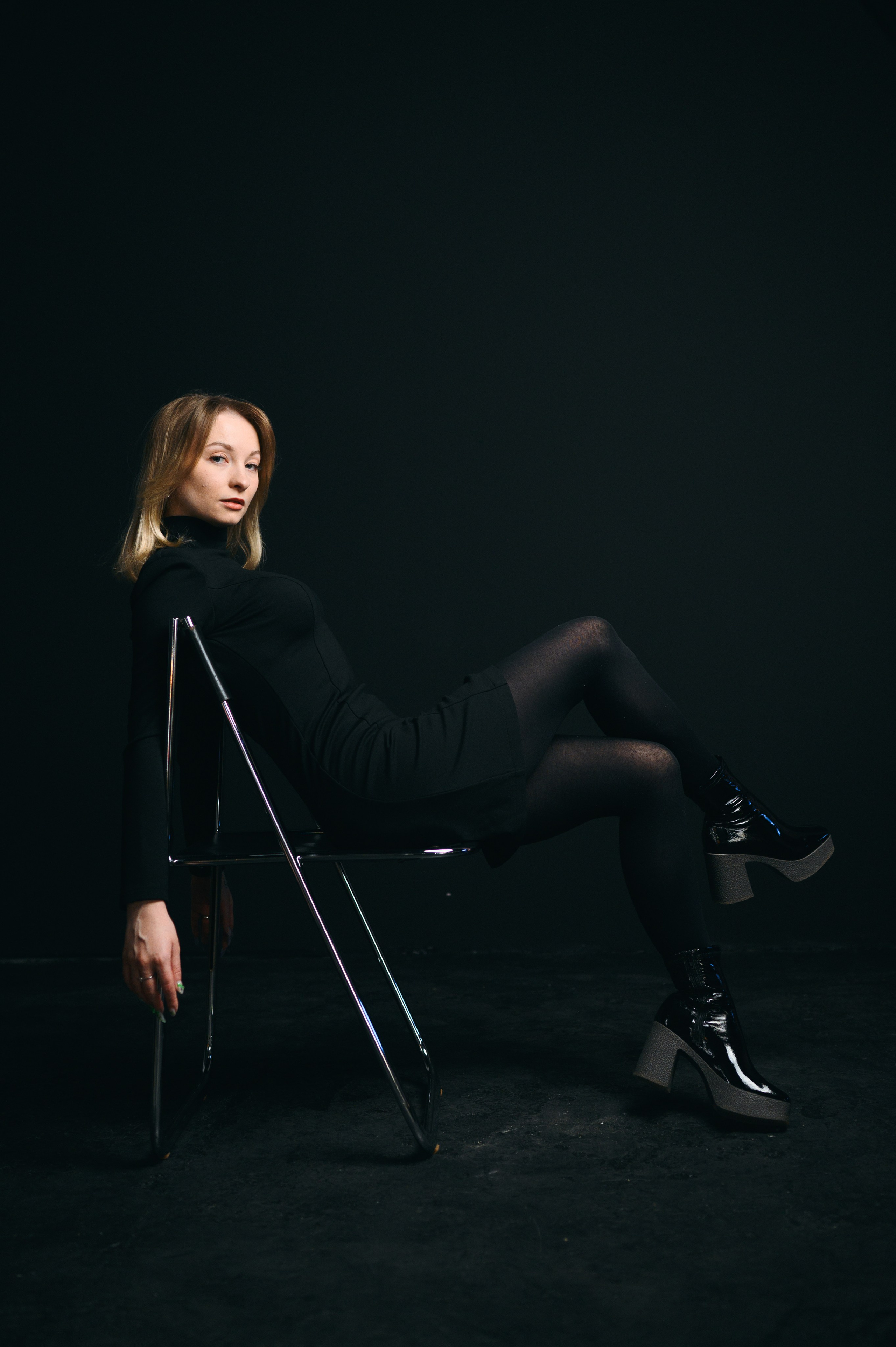 КОНТРАСТНЫЙ ПОРТРЕТ. Фотограф в Белграде Чугреева Елена