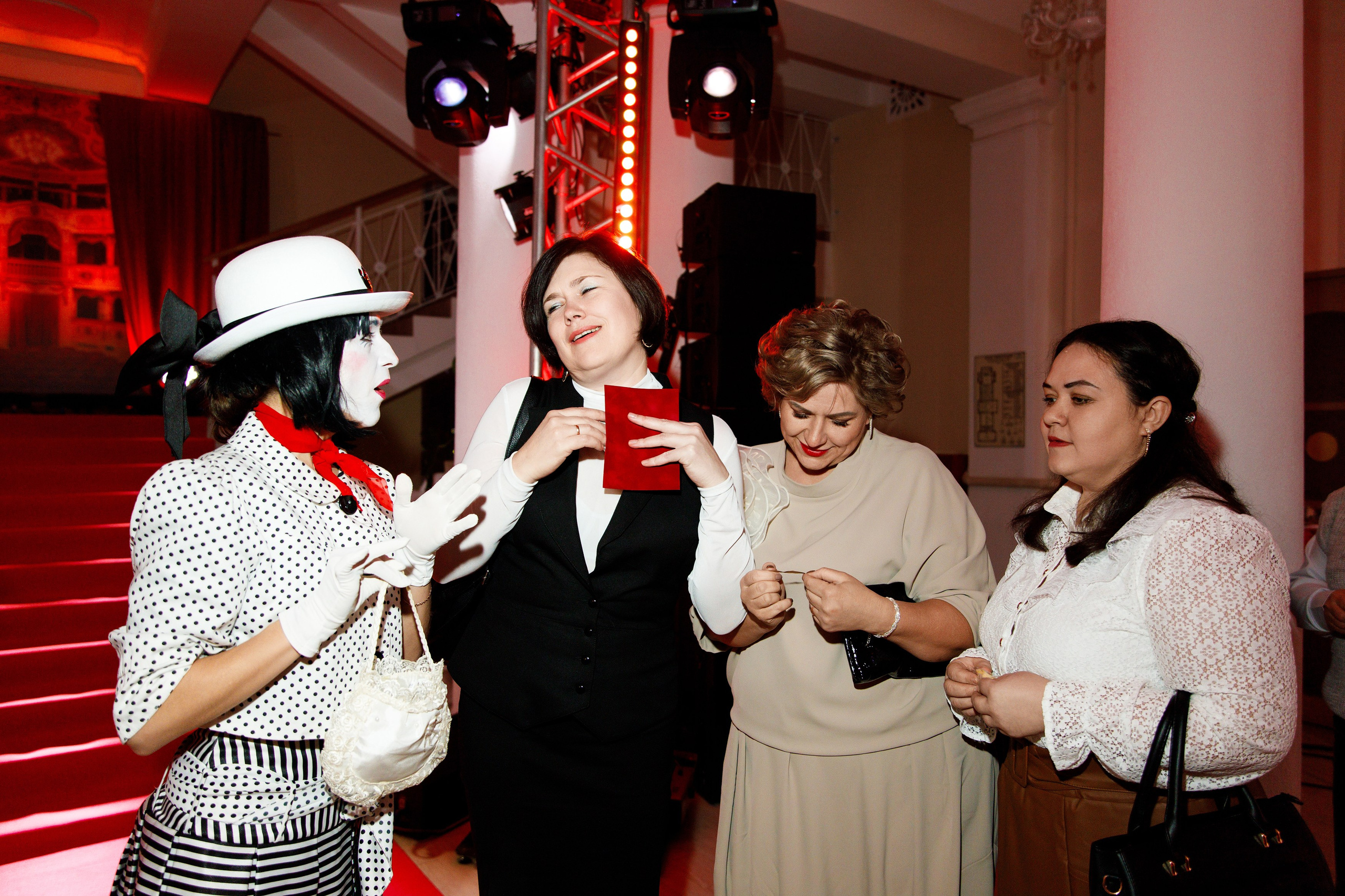 Награждение победителя конкурса «Учитель Года» г. Горнозаводск. Фотограф Дмитрий Молчанов | Фотограф Пермь | Фотограф