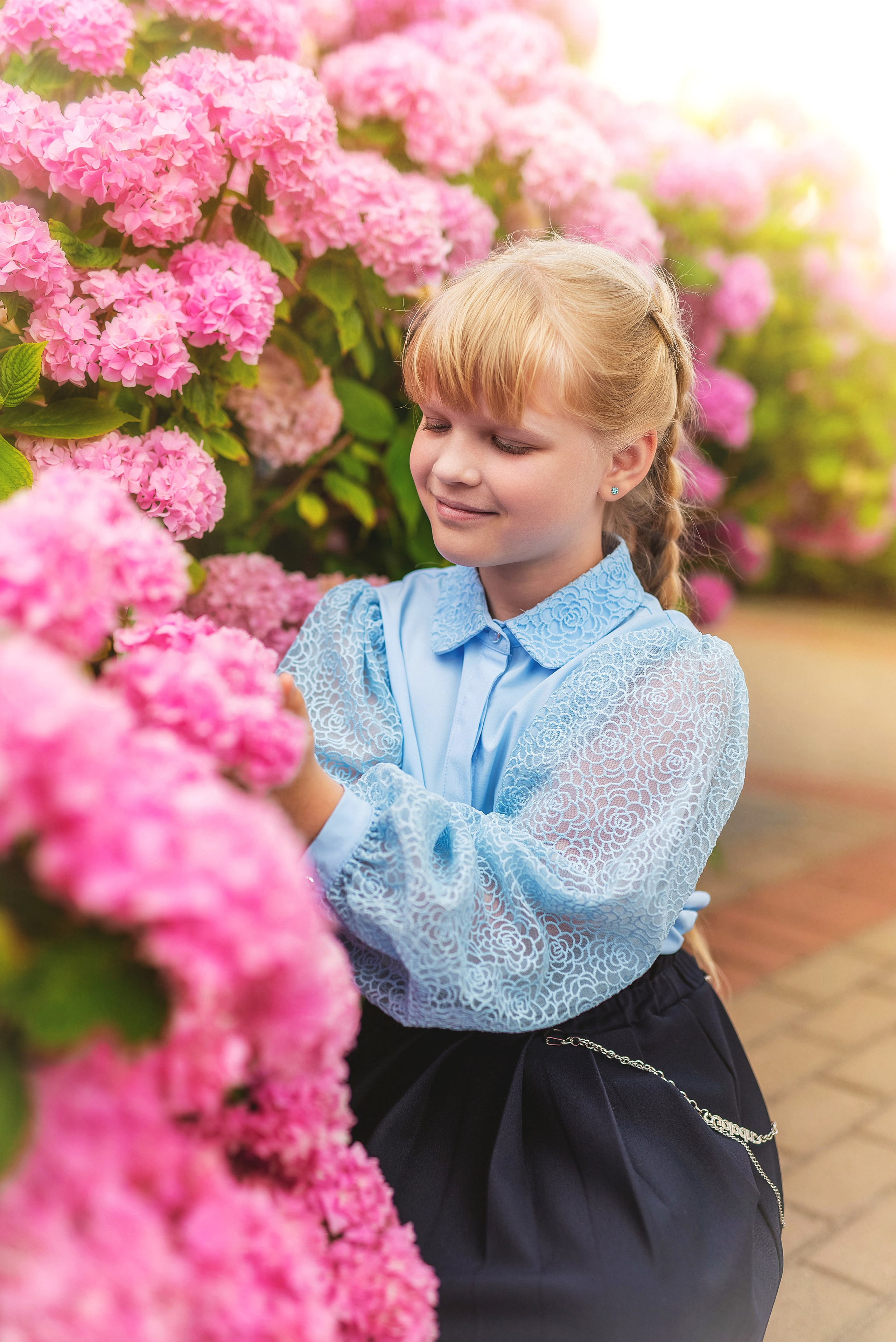 Фотосессия в розовых гортензиях. Семейный, детский фотограф в Воронеже Анна Никитина