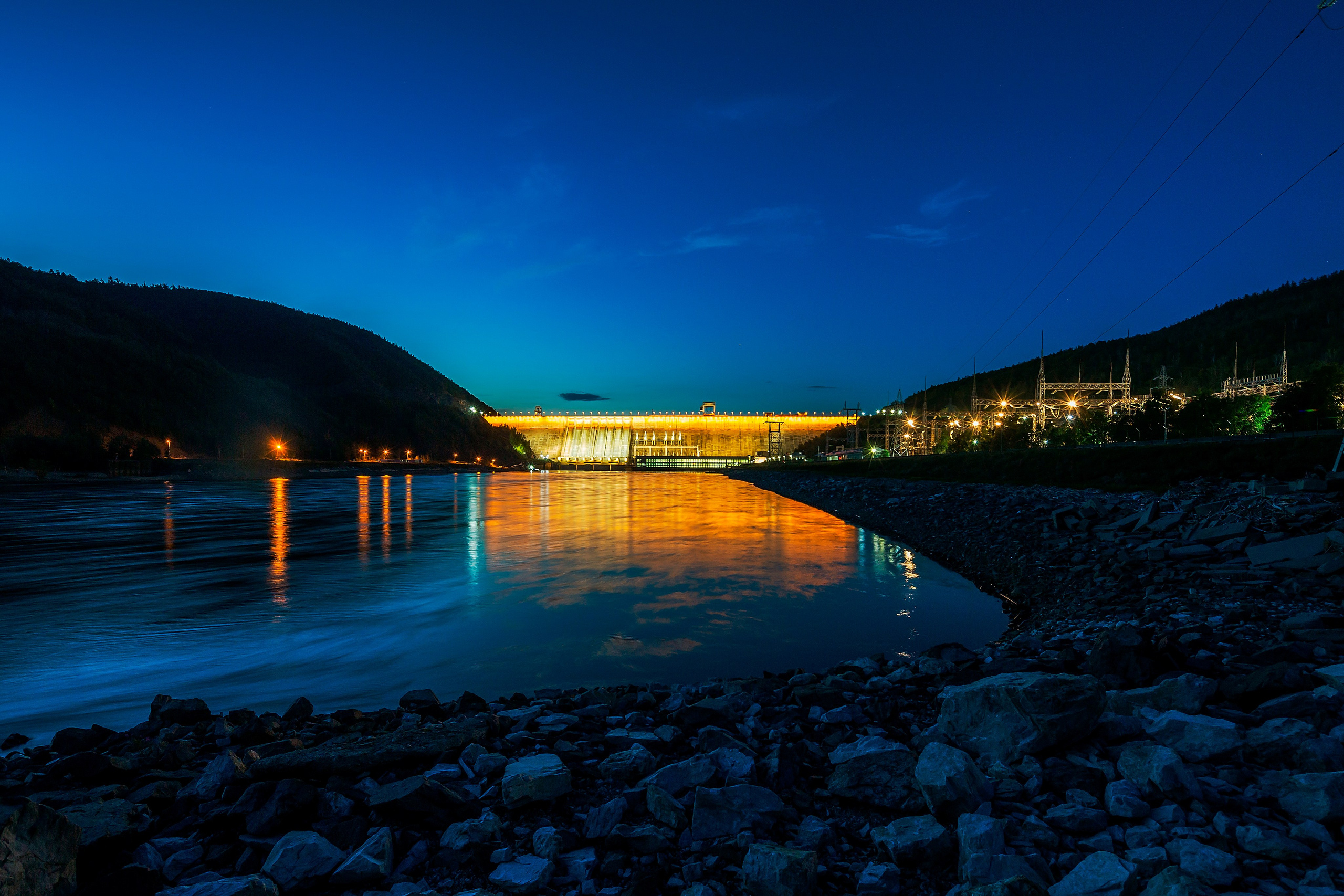 Зейская ГЭС. OLGA OLEYNIKOVA Пространство, люди, смыслы