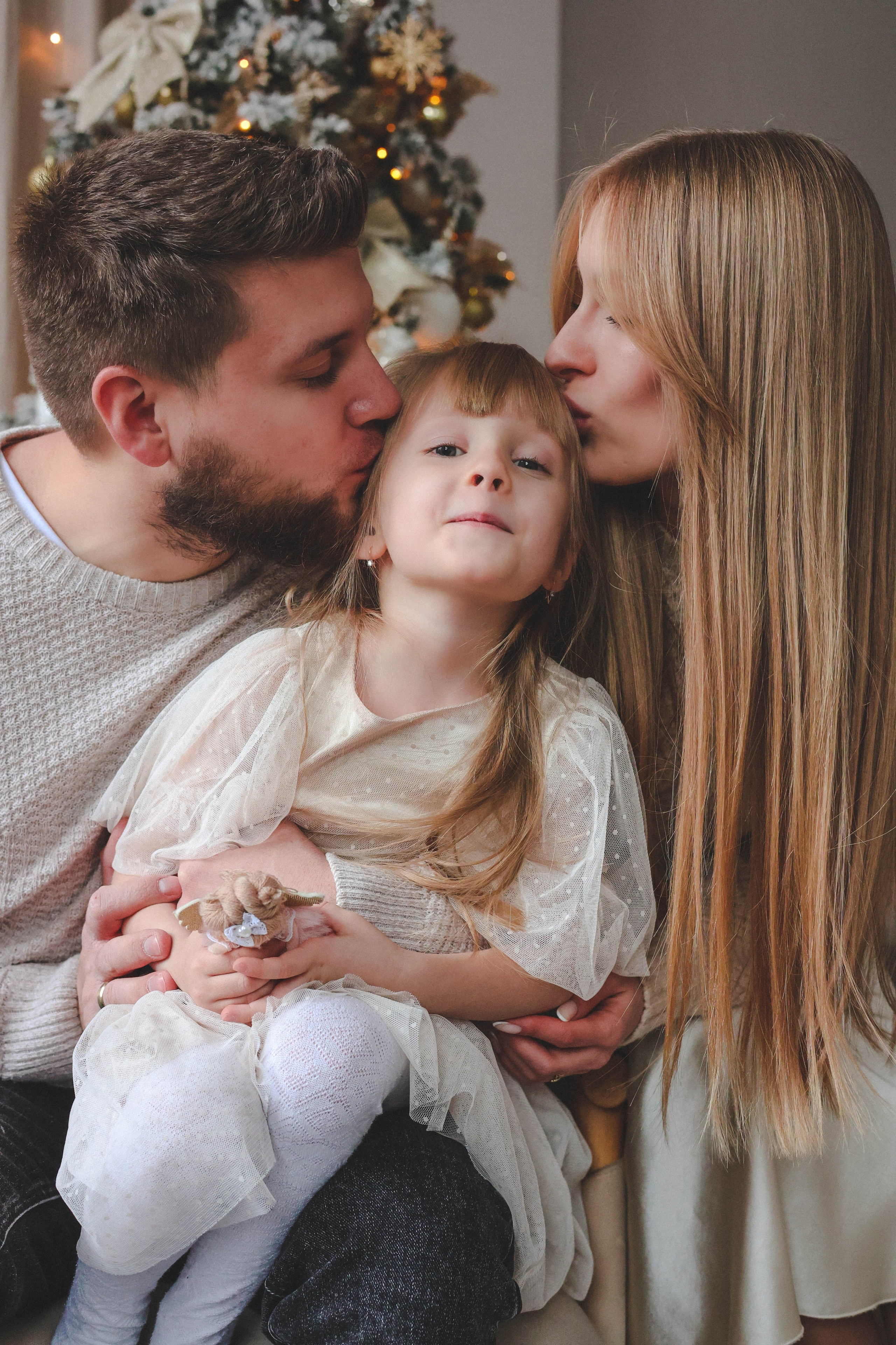 Новогодняя история «Кира и ее семья». Фотограф в Москве Анастасия Калинина