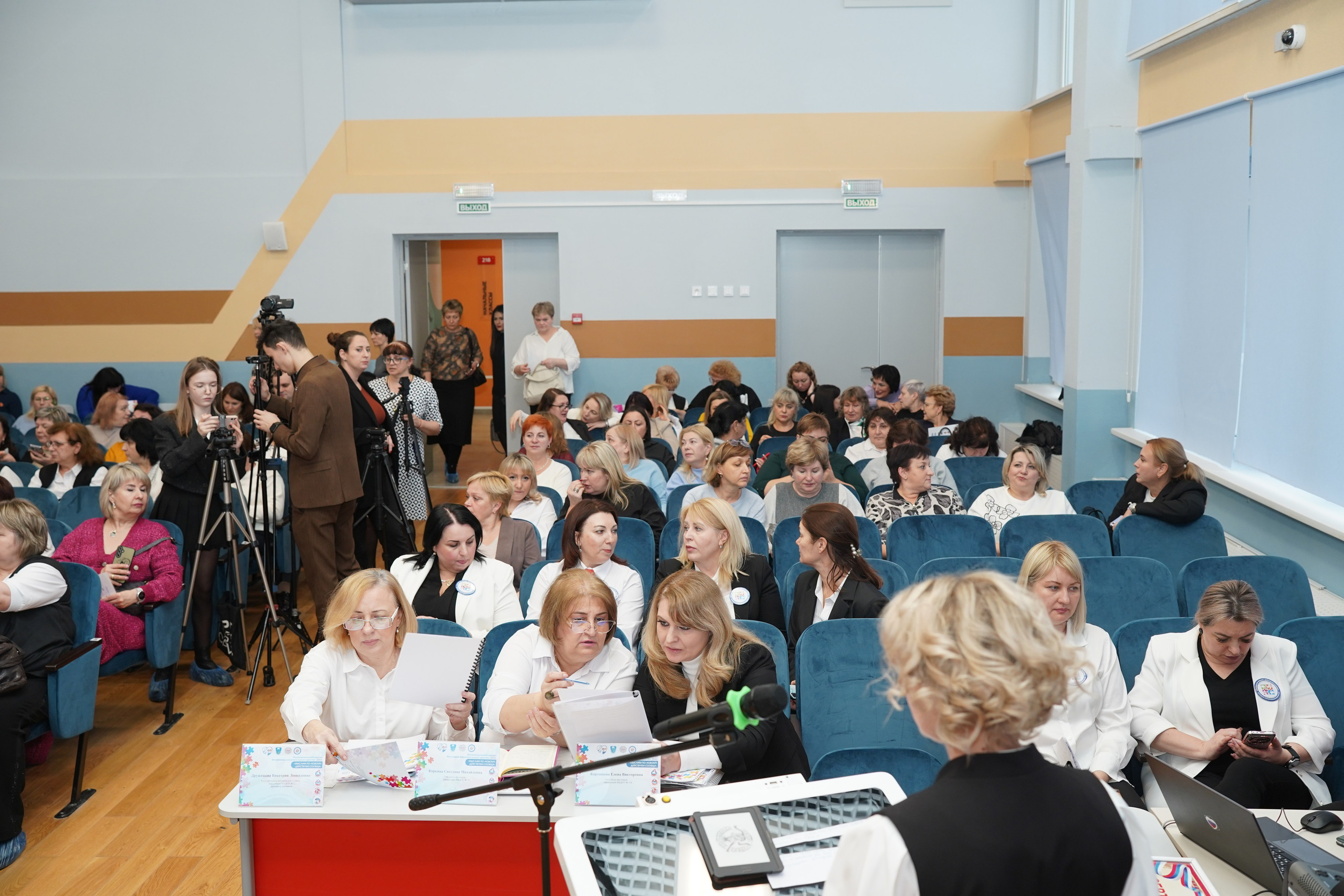 Мероприятие. MEMENTO.Выпускные альбомы, школьные, юбилейные и другие книги. Ростов-на-Дону