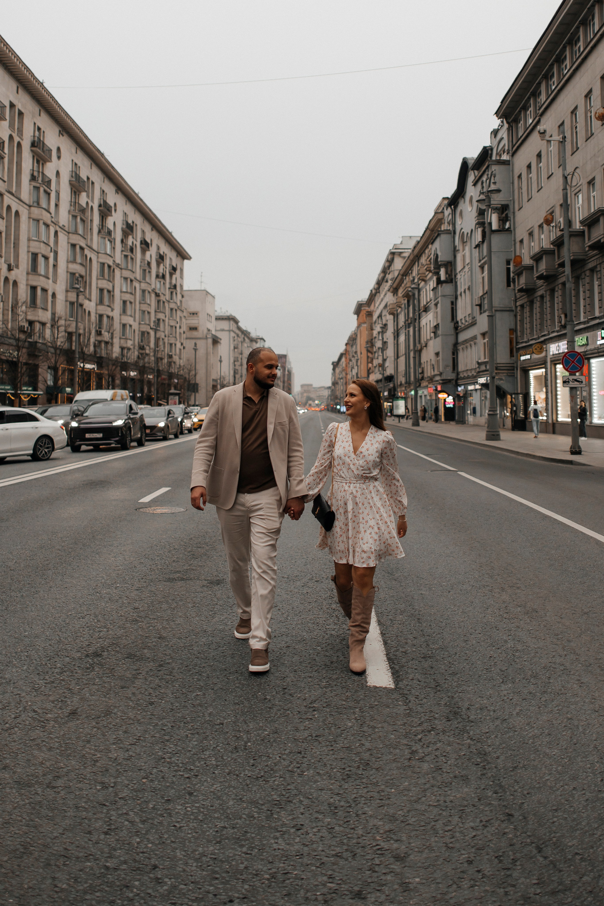 Анастасия и Мостафа (библиотека + прогулка). Фотограф в Москве Екатерина Потапова