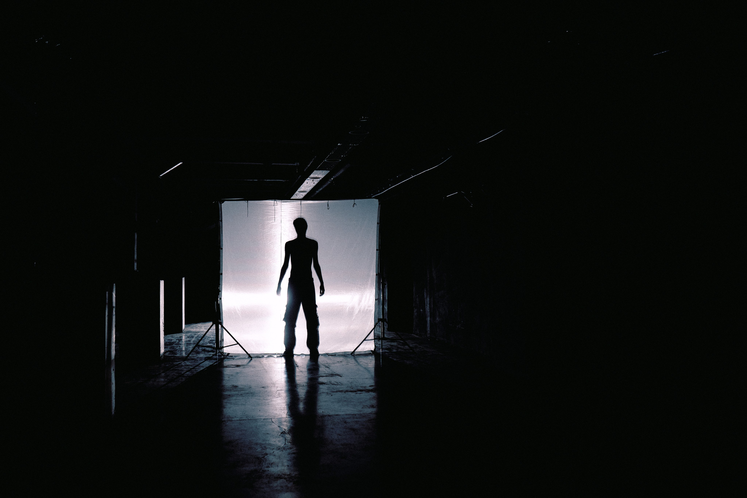 Loweliness. Backstage. @tomrus: Рустам Шагиморданов — фотограф