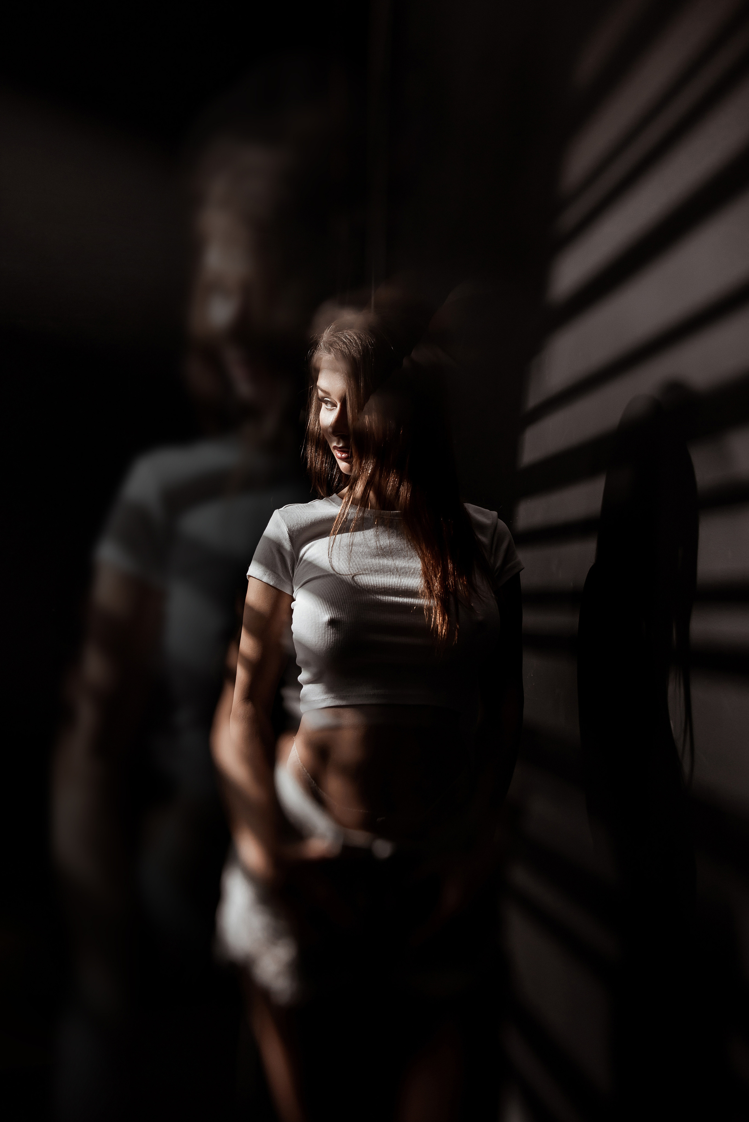 Портрет девушки с оптическим эффектом