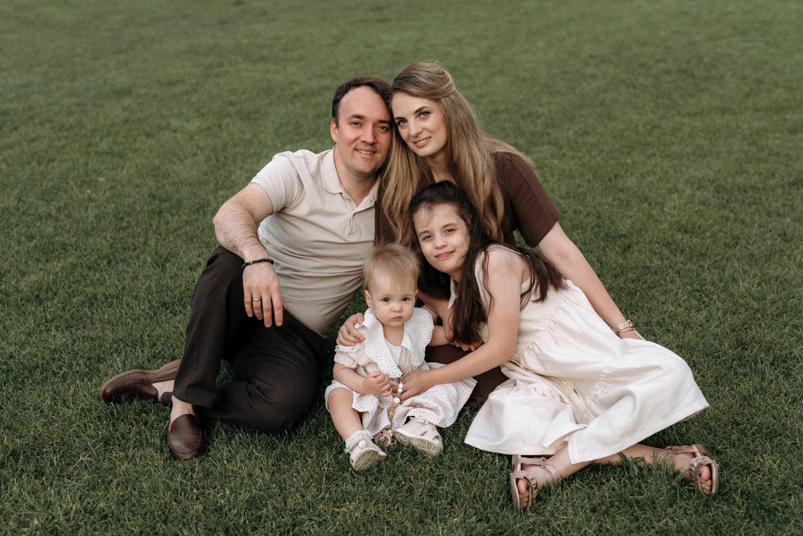 Семейная фотосессия на берегу реки для Миши, Тани, Сони и Таи. Свадебный фотограф в Тамбове Павел Четвертков