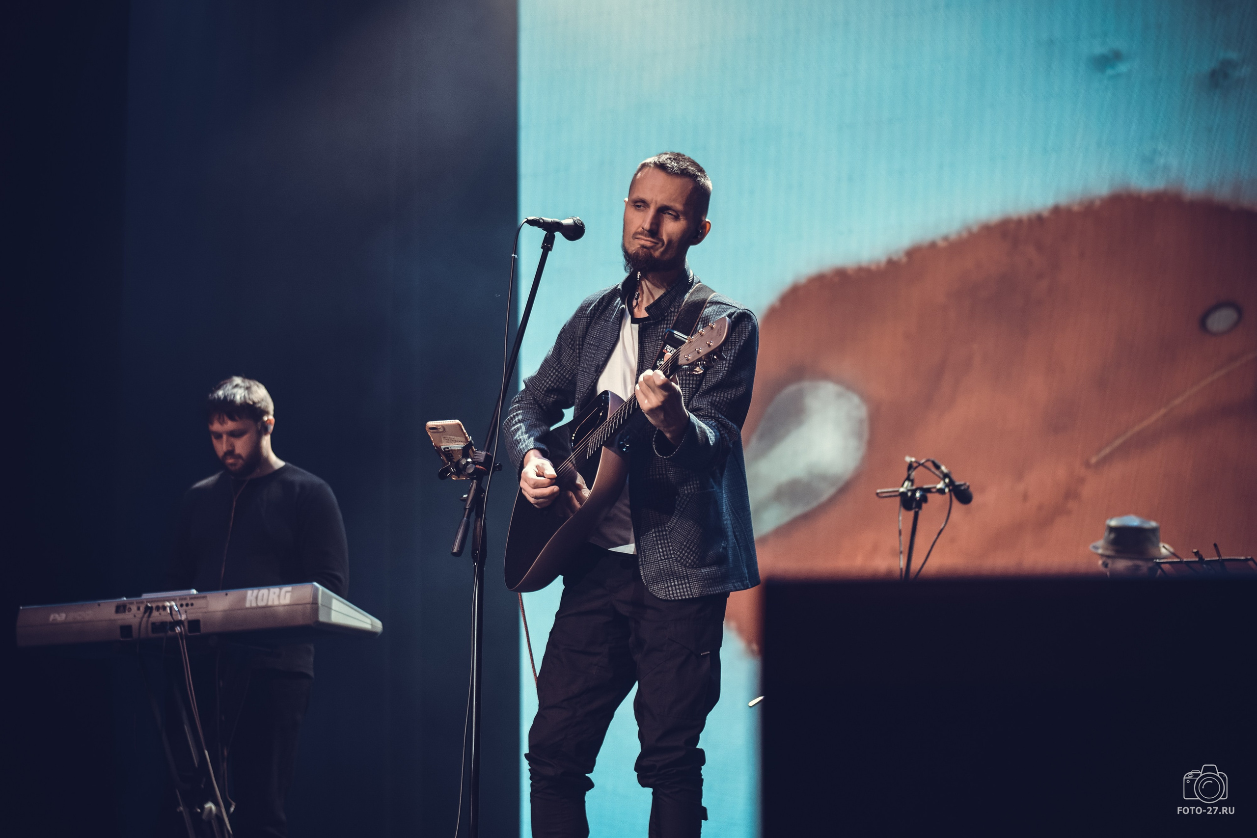 Антон Курдюмов фотограф в Хабаровске Рина Курдюмова фото27 foto27 Антон Дорофеев репортажный репортаж документалист Тони и Рина фотосоздатели ПаПаРоК Философия и любовь сольный концерт ОДОРА Хабаровск