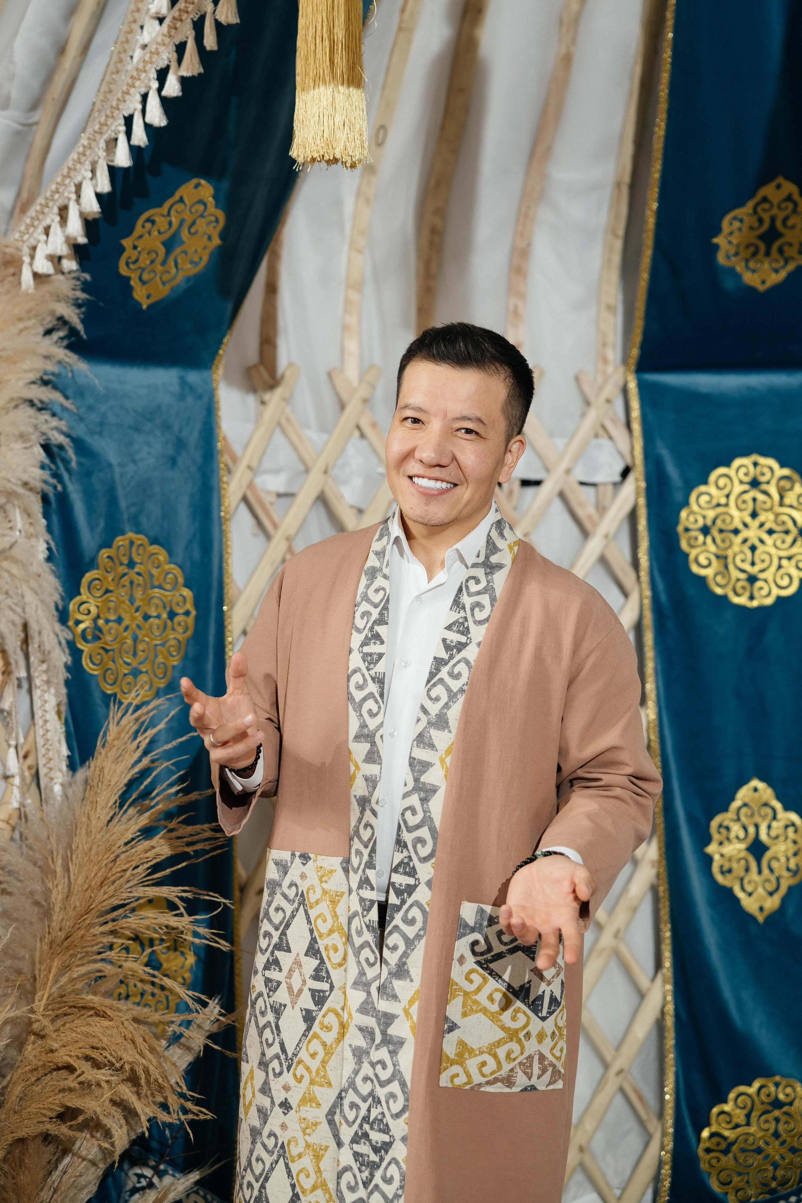 Проект 1. Вручение ключей BI Group. Дата: октябрь 2023. Профессиональный фотограф в городе Астана/Алматы Даурен Сембаев