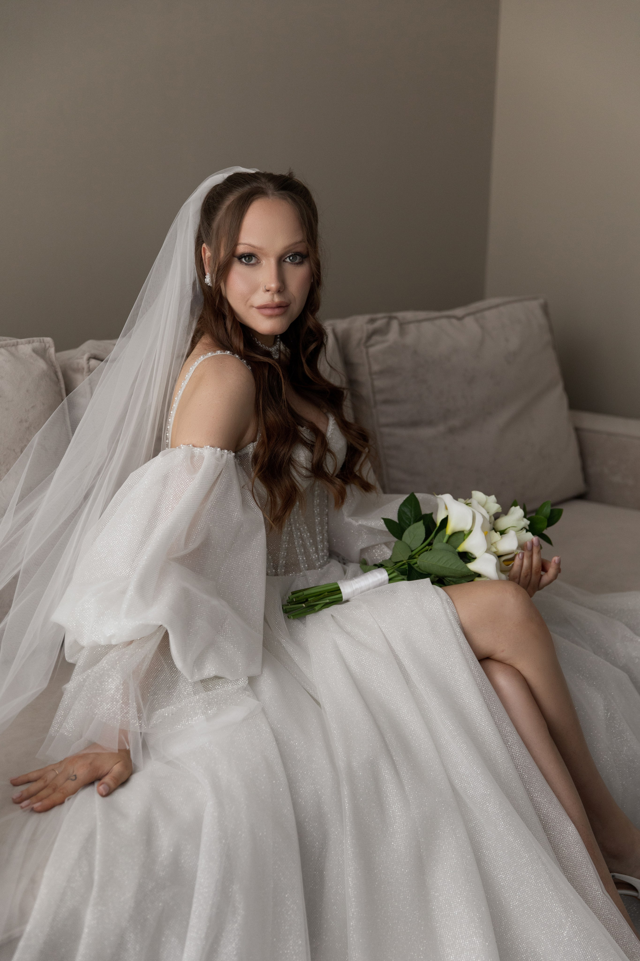 Никита и Виктория сборы и лавстори. Меня зовут Александр Литвинчук и я свадебный фотограф в Саратове