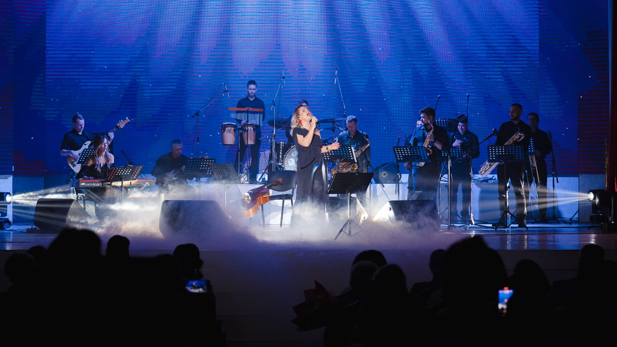 Альбом-портфолио репортажных снимков. Фотограф Ди Садчиков