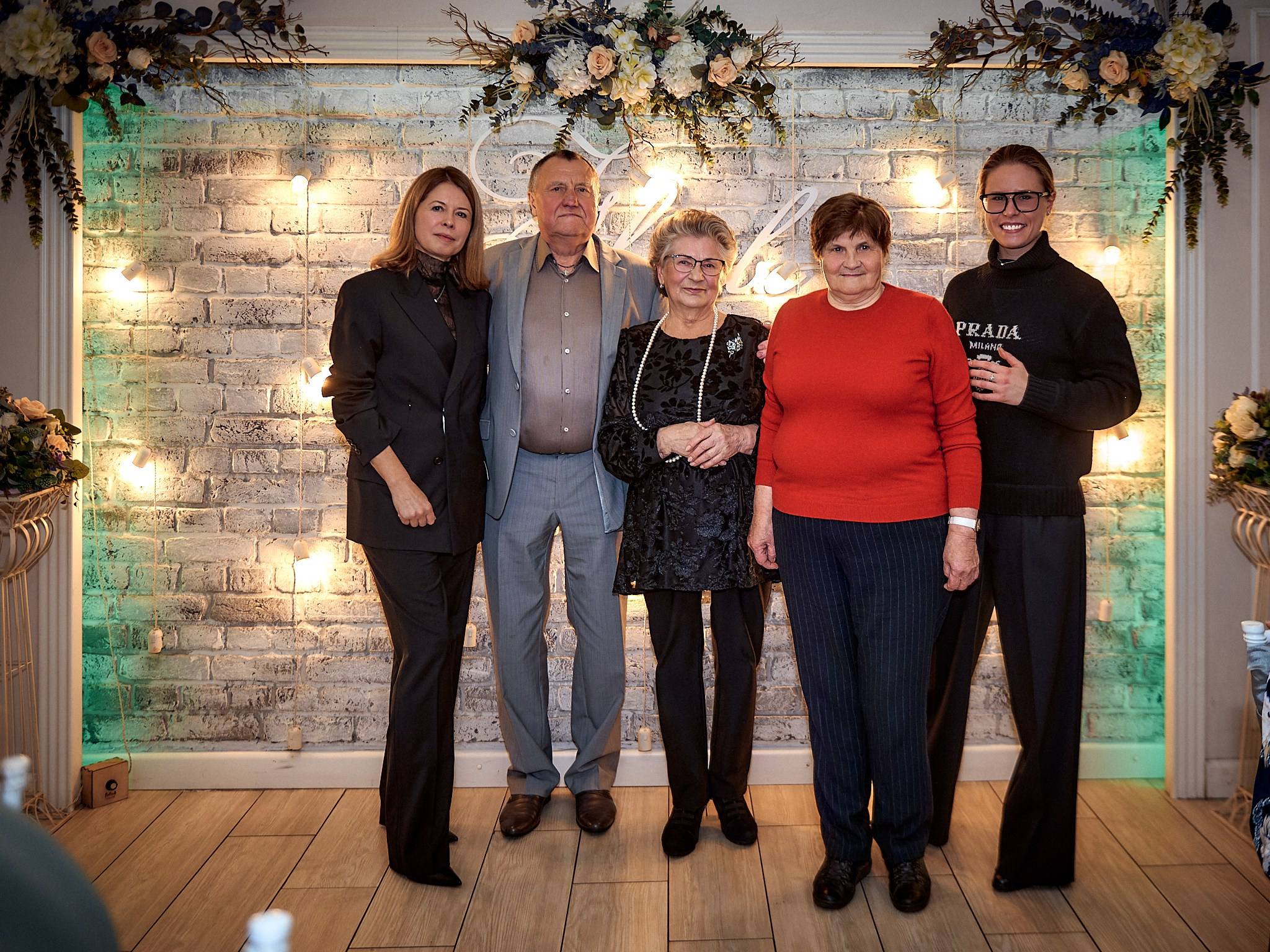 55 лет 💕. Свадебный фотограф, видеограф, рилсмейкер в Санкт-Петербурге и Москве