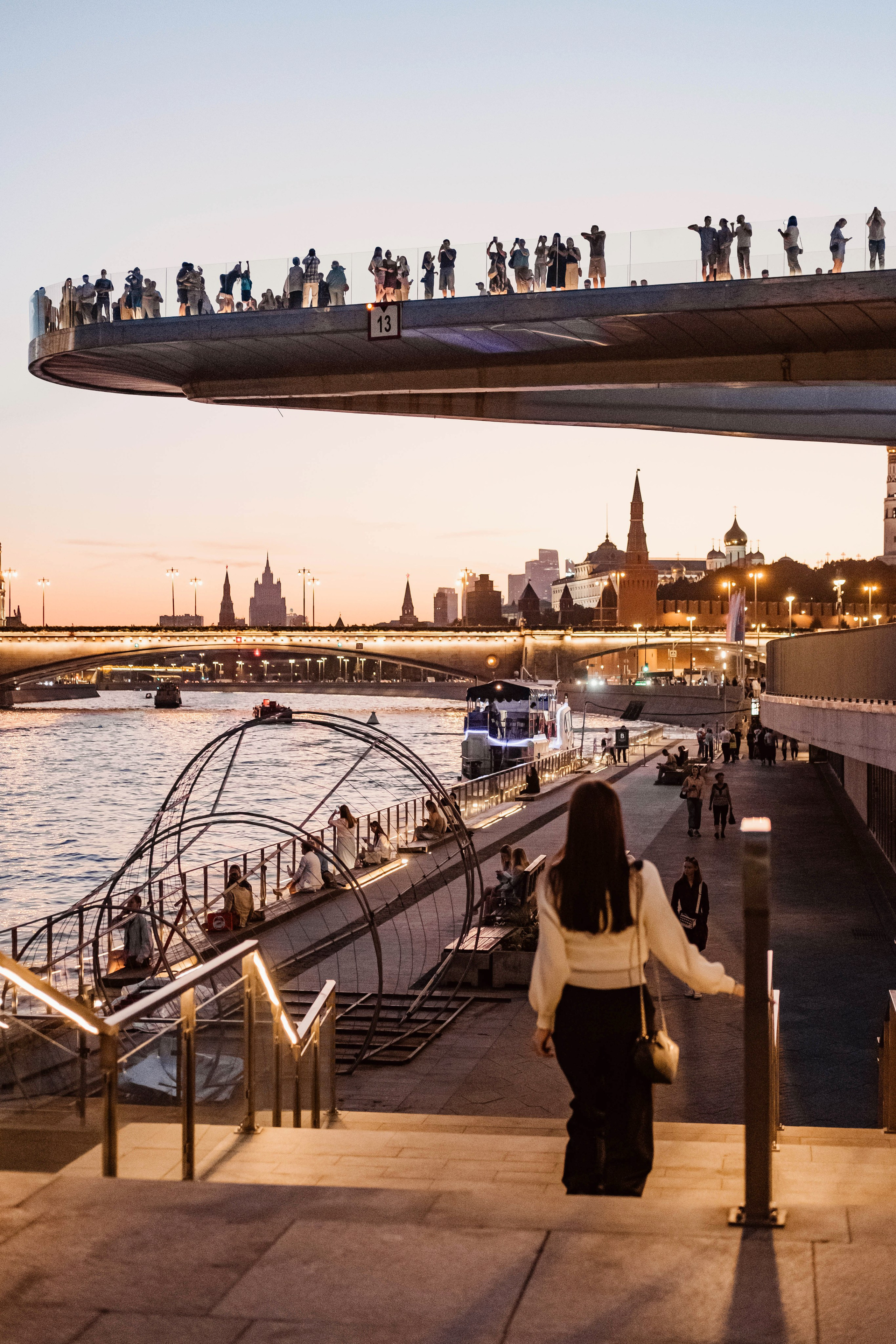 Прогулка по вечерней Москве. Свадебный и семейный фотограф в Новосибирске, Санкт-Петербурге, Москве
