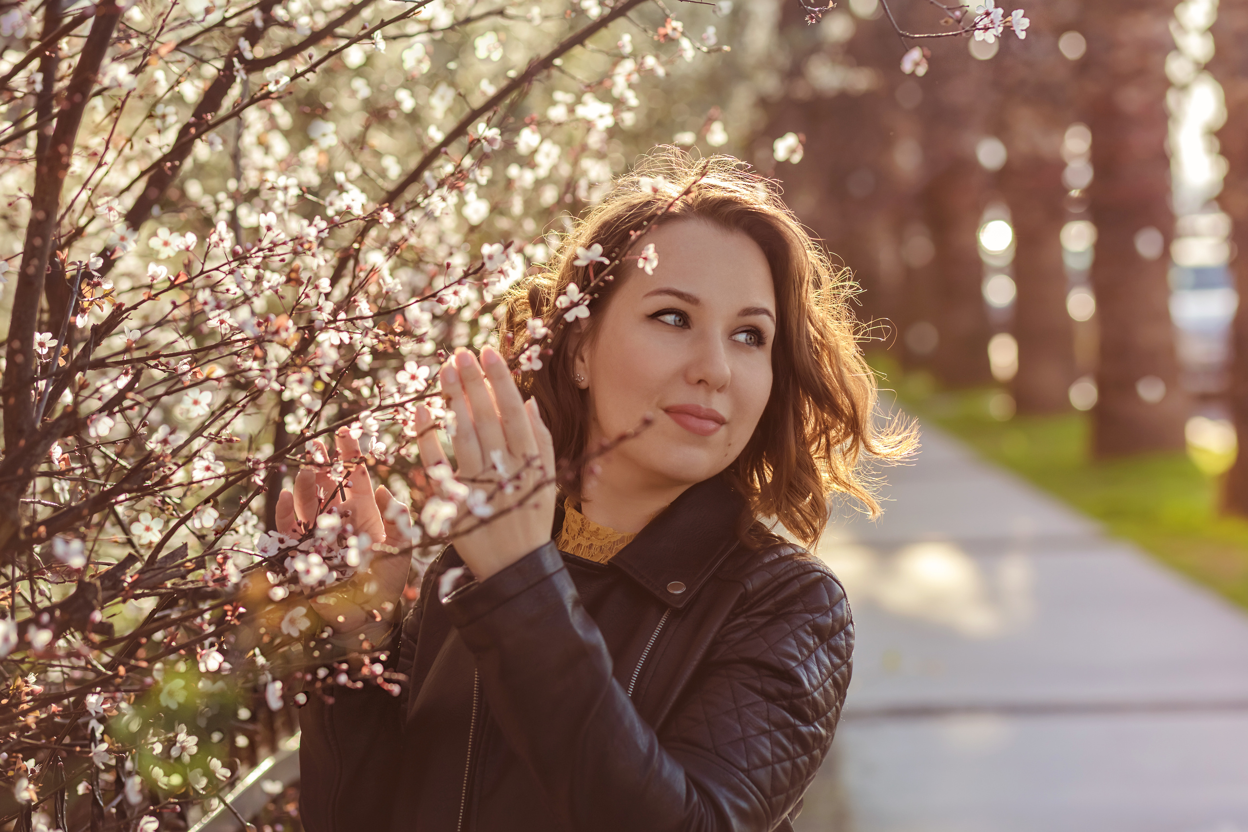 Beautiful spring. Professional family and children’s photographer in Izmir Irina Eron