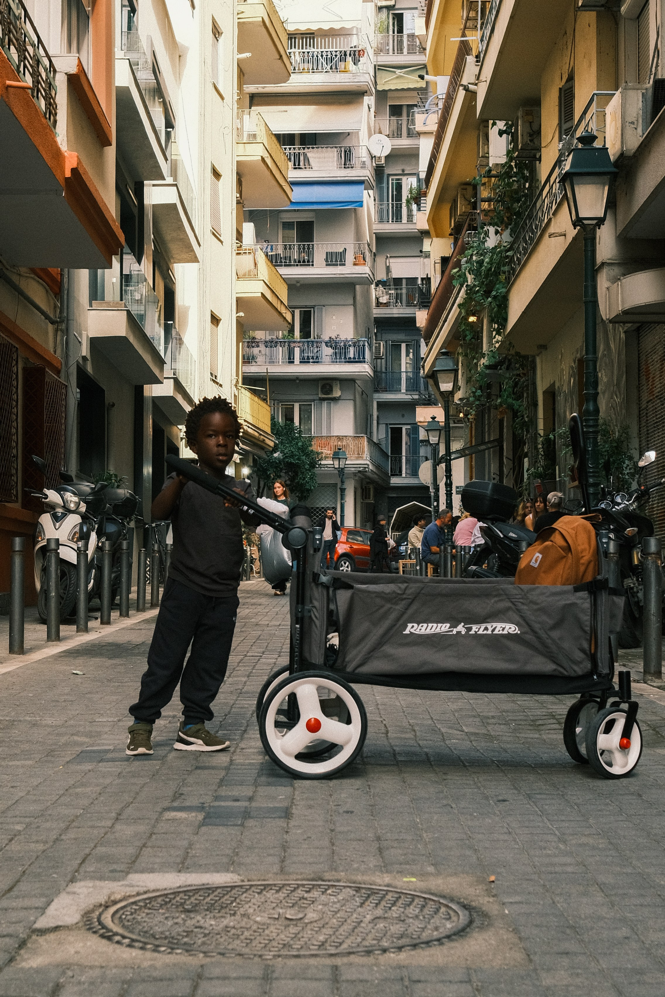 Стрит-фотография в Санкт-Петербурге — фотосессия | Филипп Линзин. Репортажный и портретный фотограф в Санкт-Петербурге Филипп Линзин