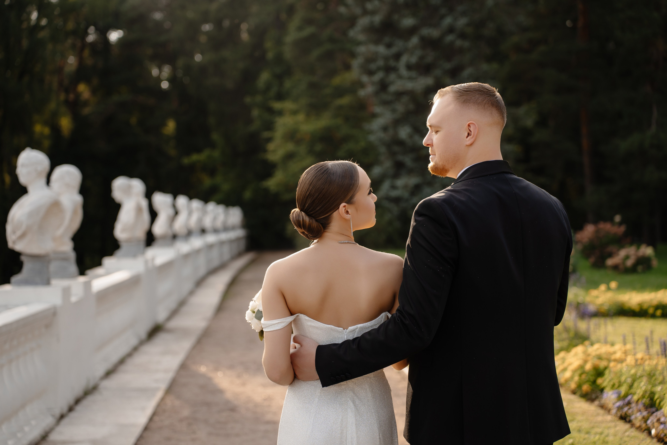 Свадебная фотосессия в парке Архангельское. Свадебный и семейный фотограф в Москве Светлана Зоткина