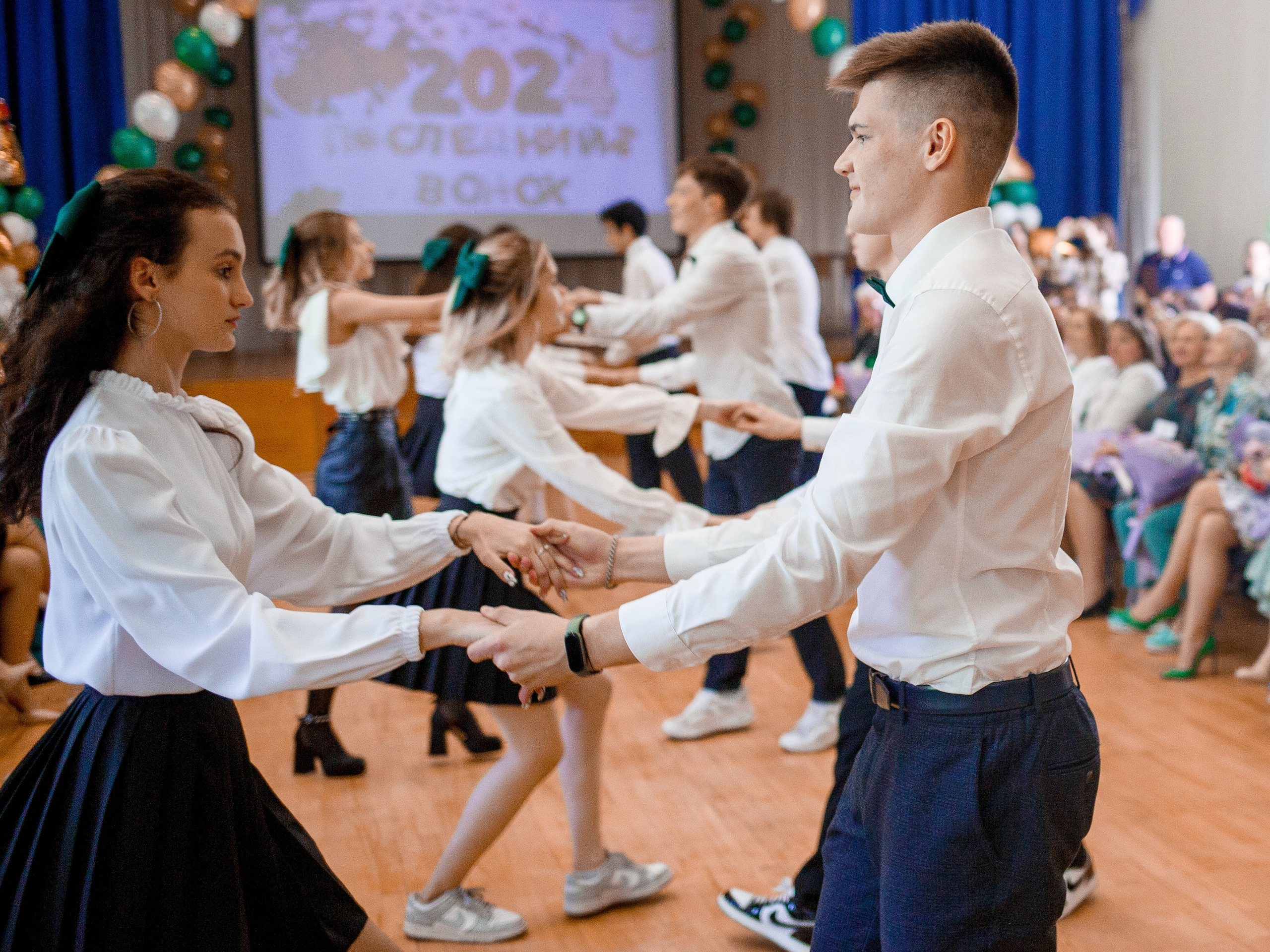 Последний звонок 2024. Репортажный фотограф Борис Геер