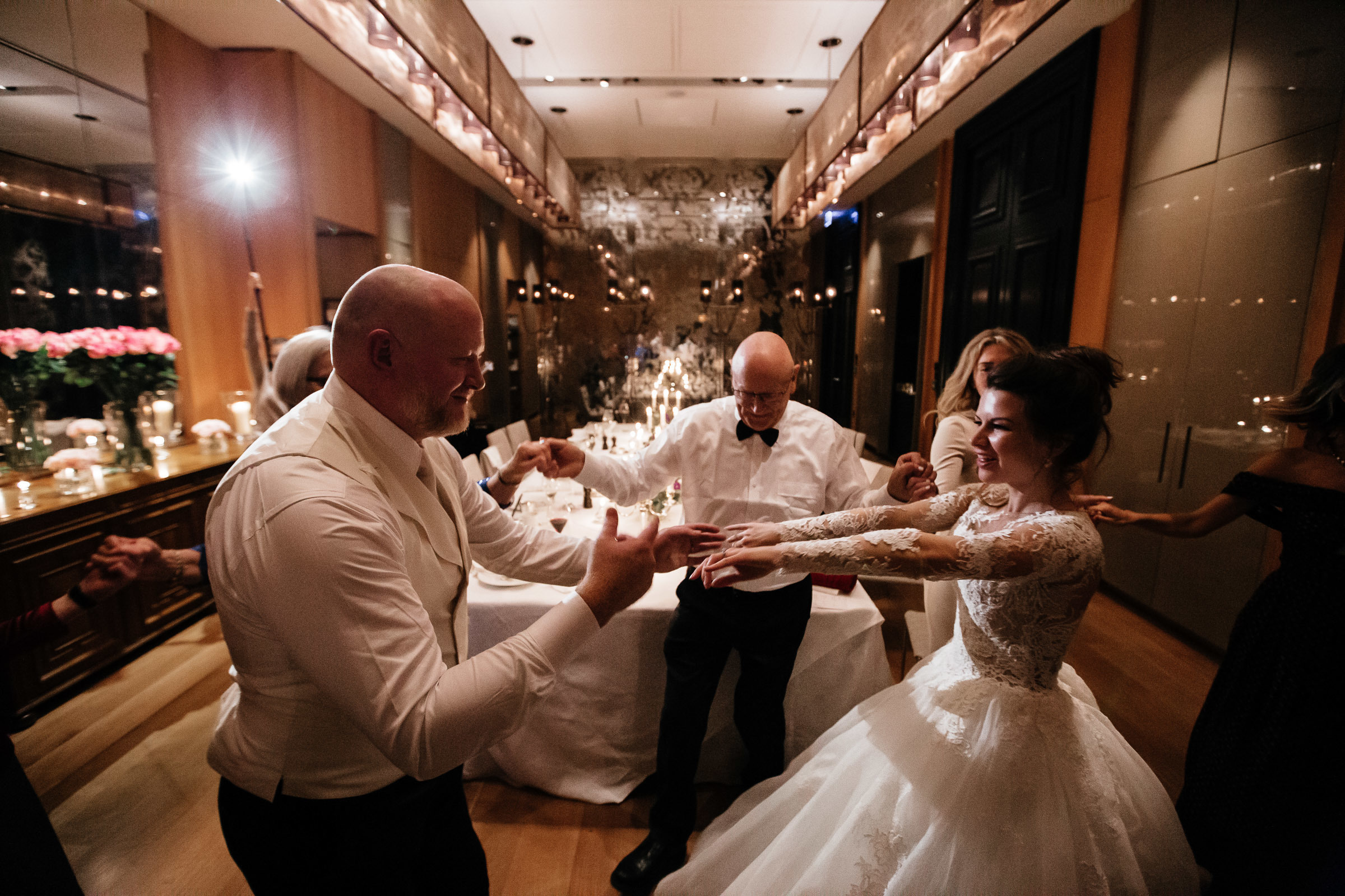 Wedding in London with a ceremony at the London eye. Worldwide Wedding Photography Demskoy Studio