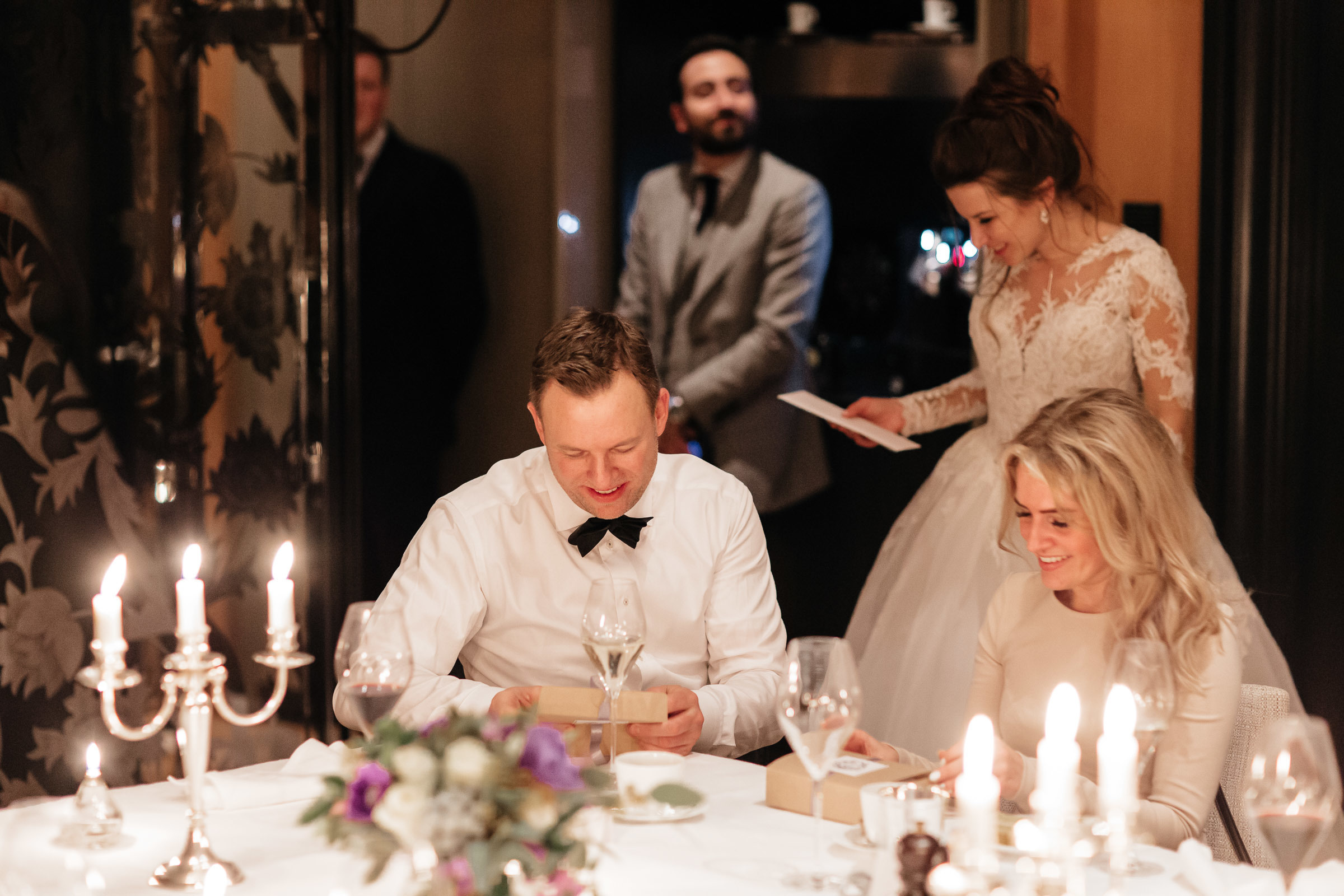 Wedding in London with a ceremony at the London eye. Worldwide Wedding Photography Demskoy Studio