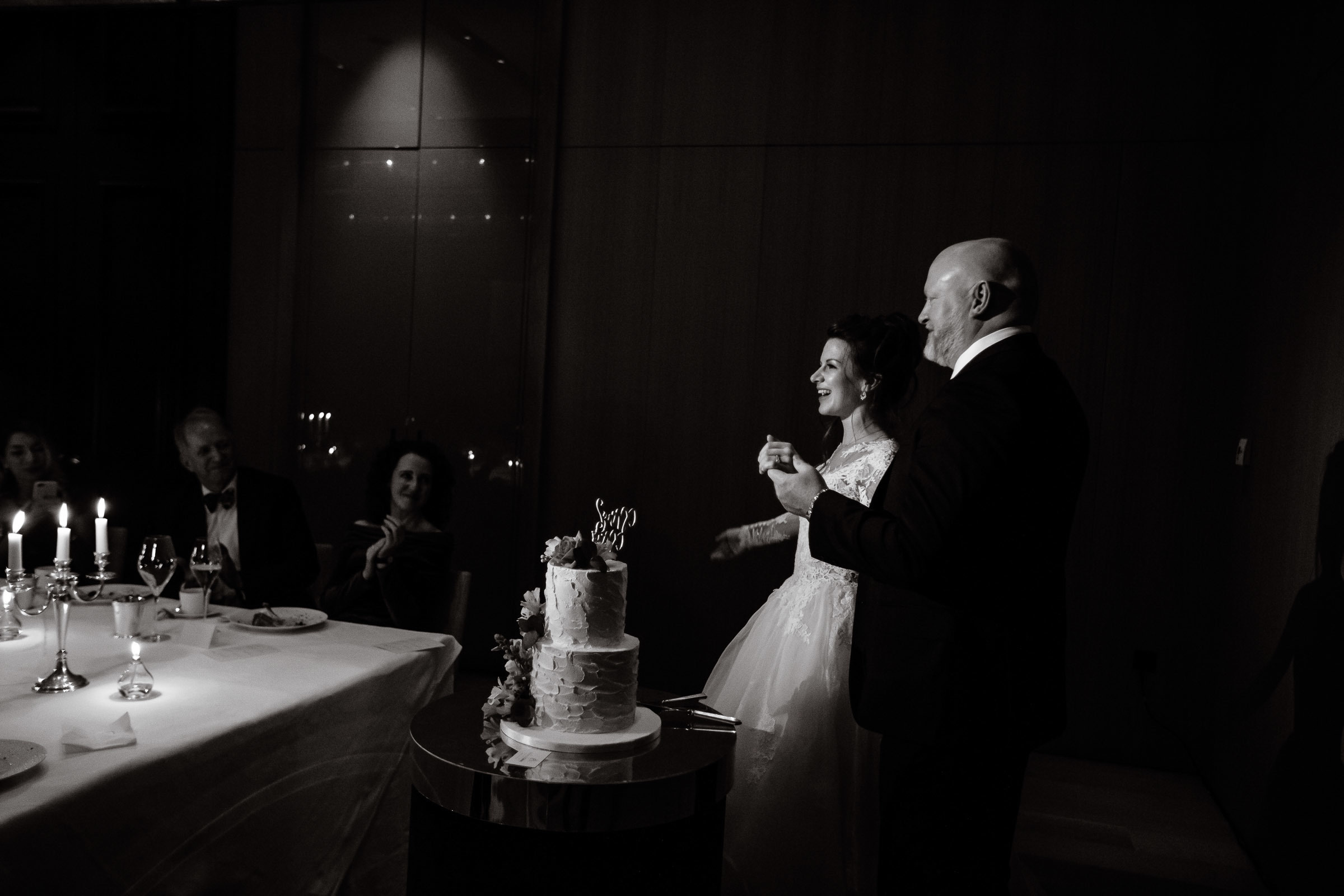 Wedding in London with a ceremony at the London eye. Worldwide Wedding Photography Demskoy Studio
