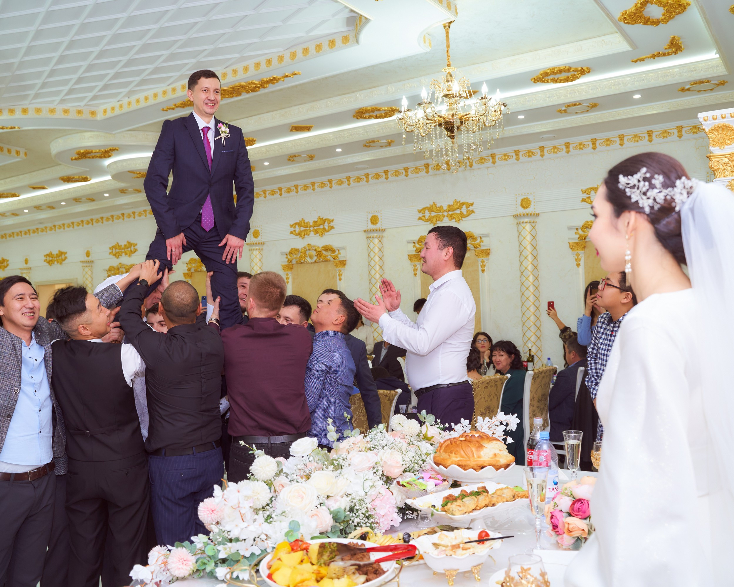 Артём и Индира. Фотограф в Уральске Александр Хохлачёв | HOHLACHEV.COM