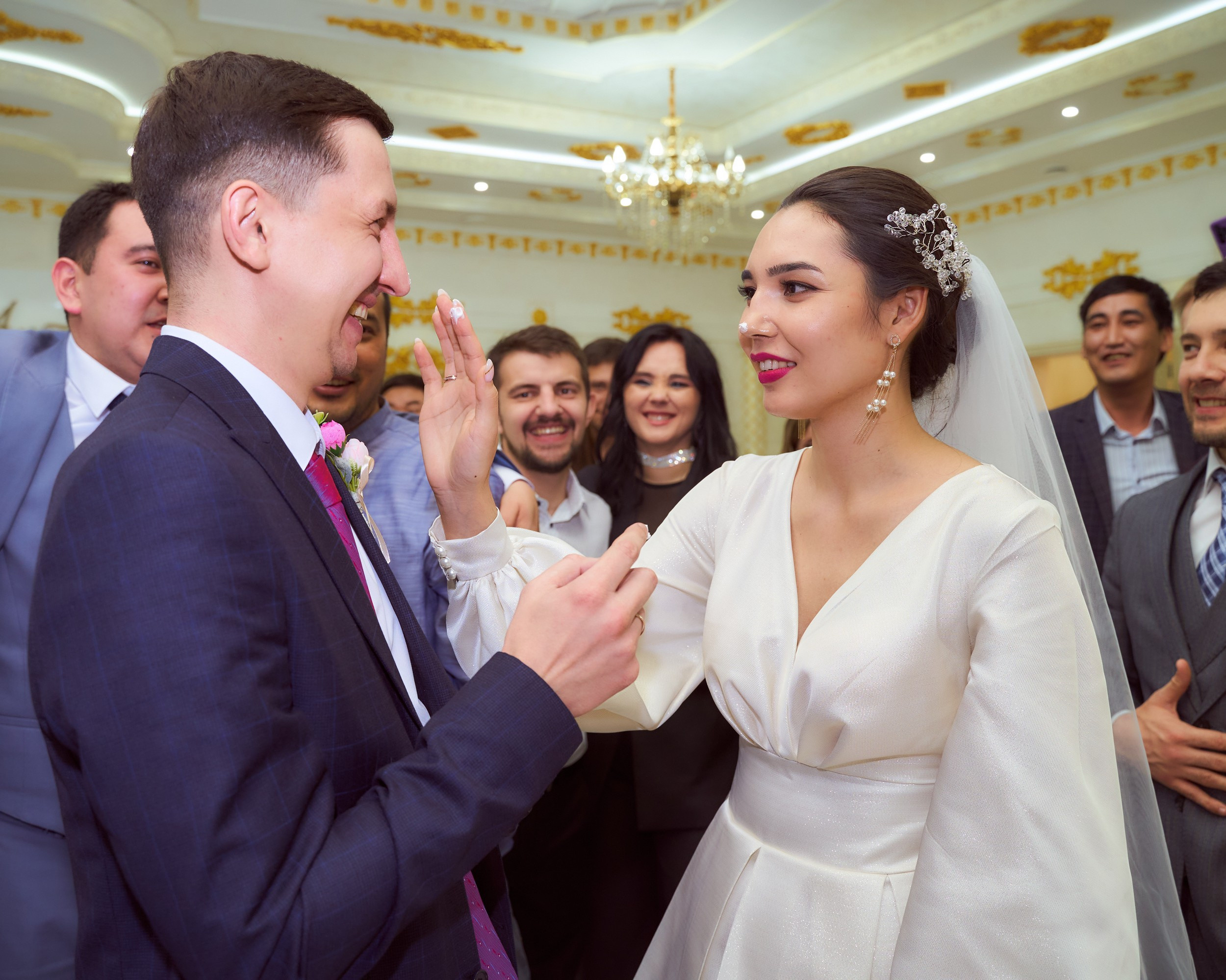 Артём и Индира. Фотограф в Уральске Александр Хохлачёв | HOHLACHEV.COM