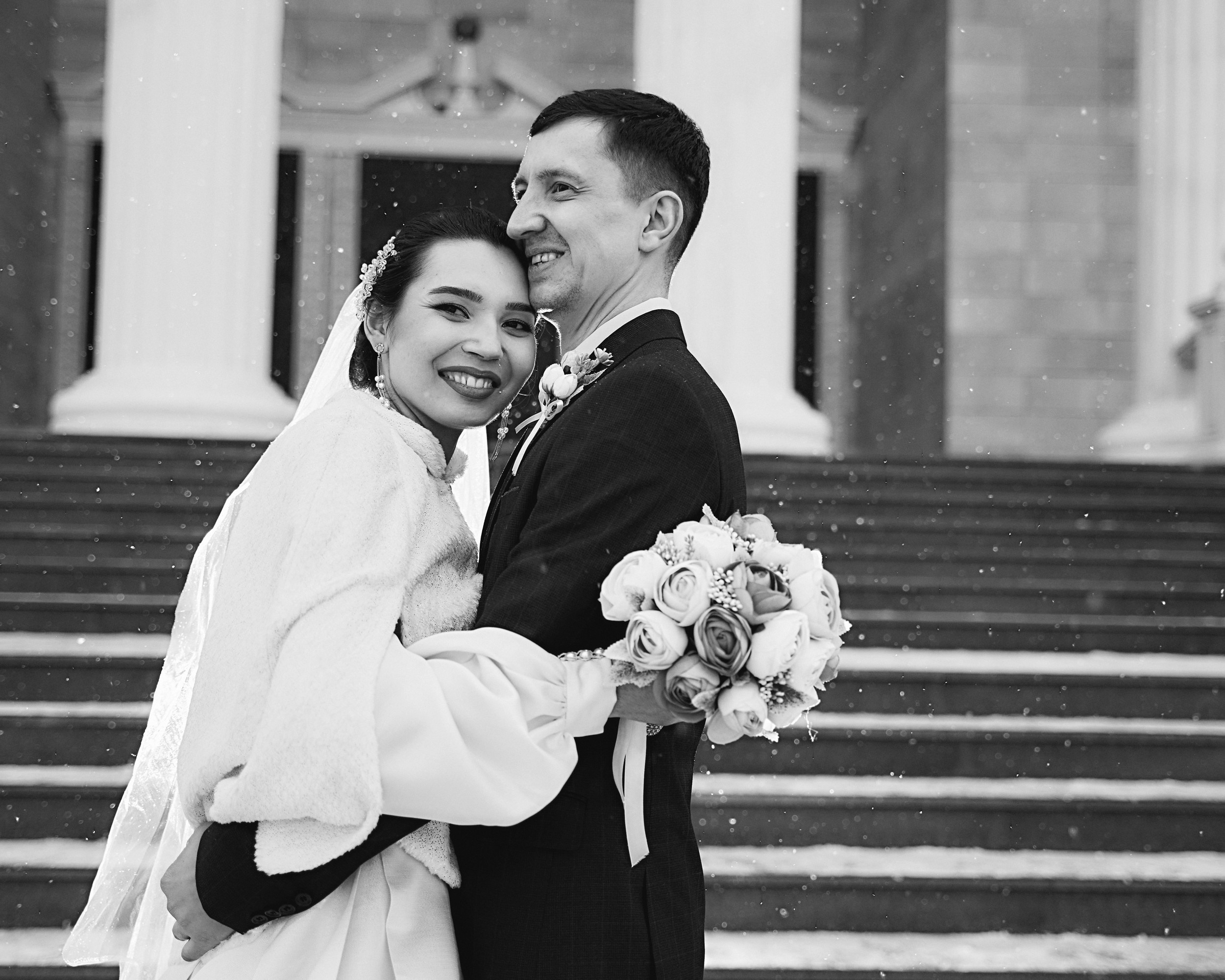 Артём и Индира. Фотограф в Уральске Александр Хохлачёв | HOHLACHEV.COM