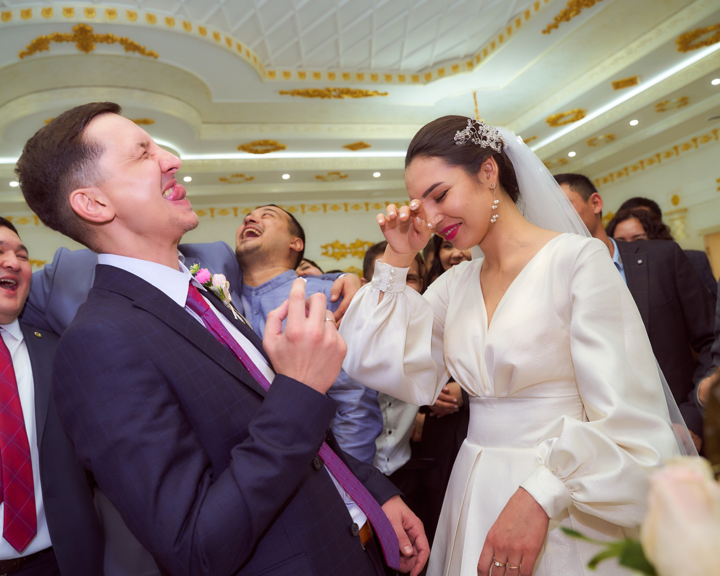 Артём и Индира. Фотограф в Уральске Александр Хохлачёв | HOHLACHEV.COM