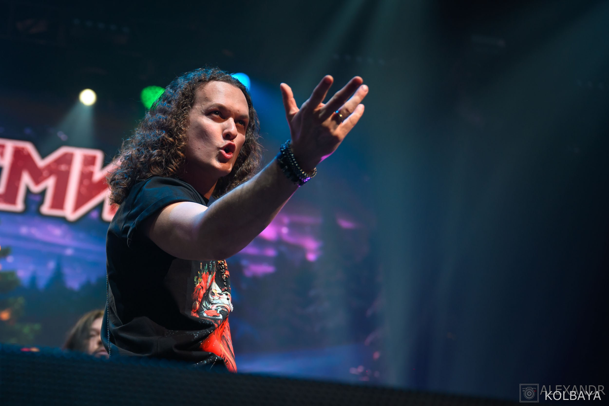 Фоторепортаж с Метал-Елки 2026. Концертный и театральный репортажный фотограф в Москве Александр Колбая