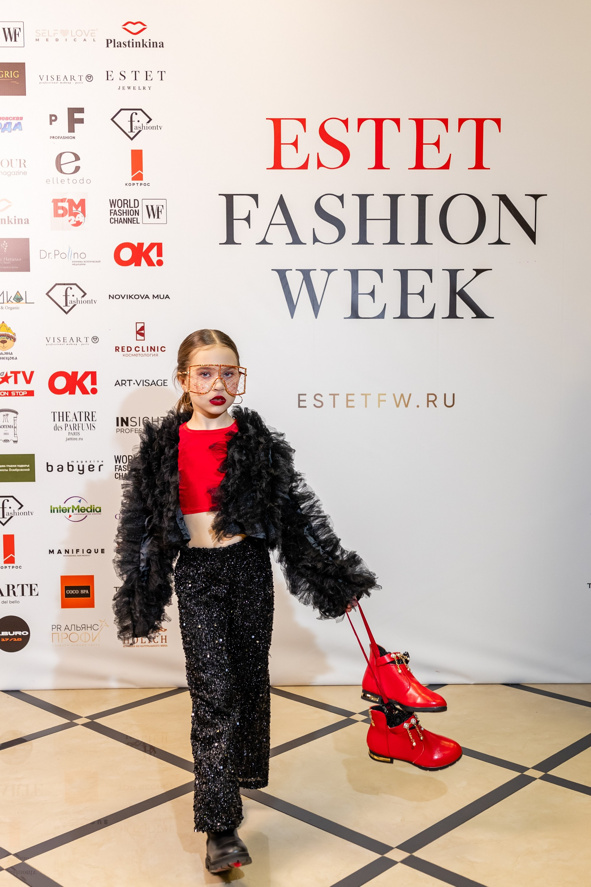ESTET FASHION WEEK (KIDs REVOLUTION). Татьяна Чернышова свадебный фотограф Москва
