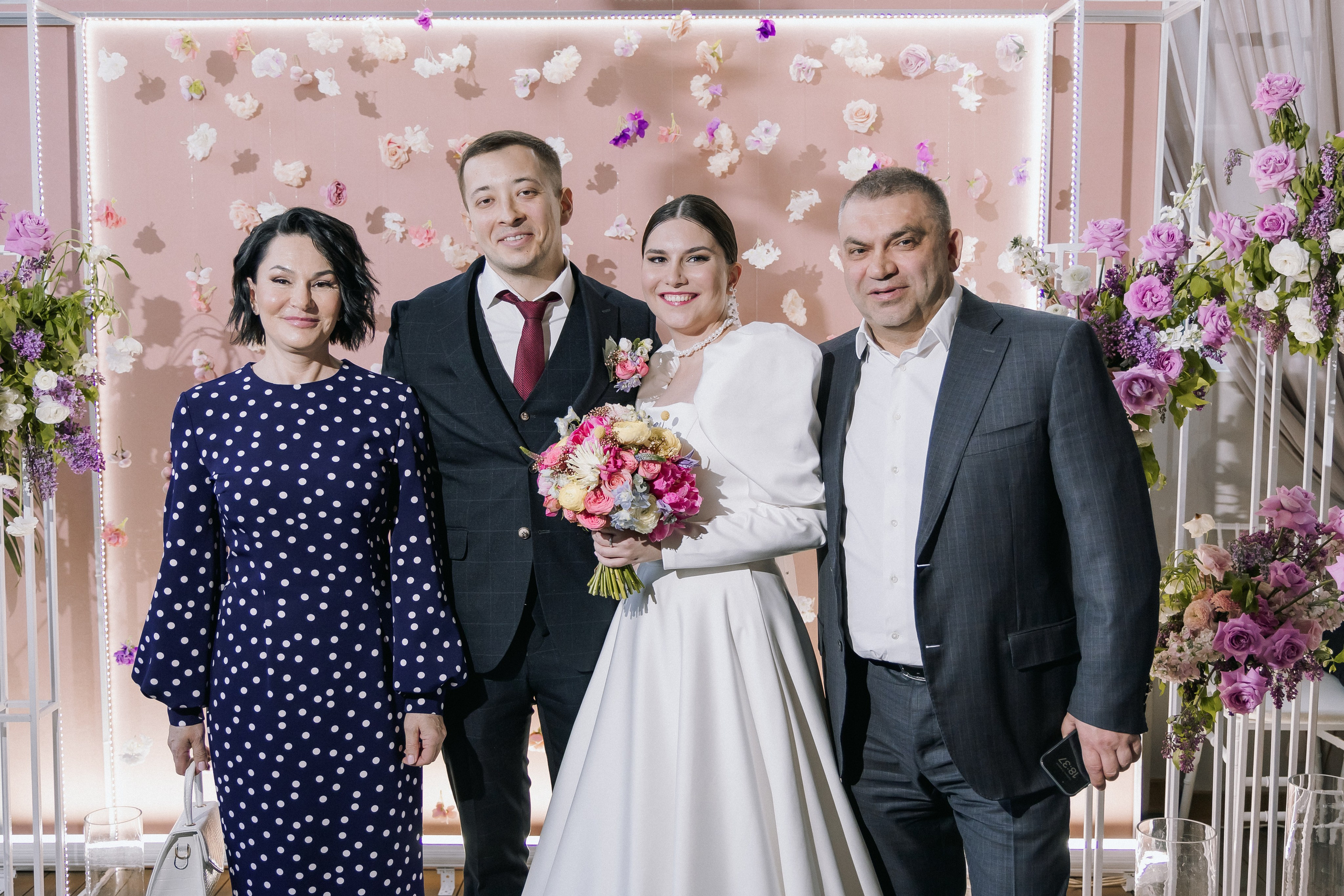 Яна и Святослав. Свадебный день. Свадебная фотография. Арина Рубах