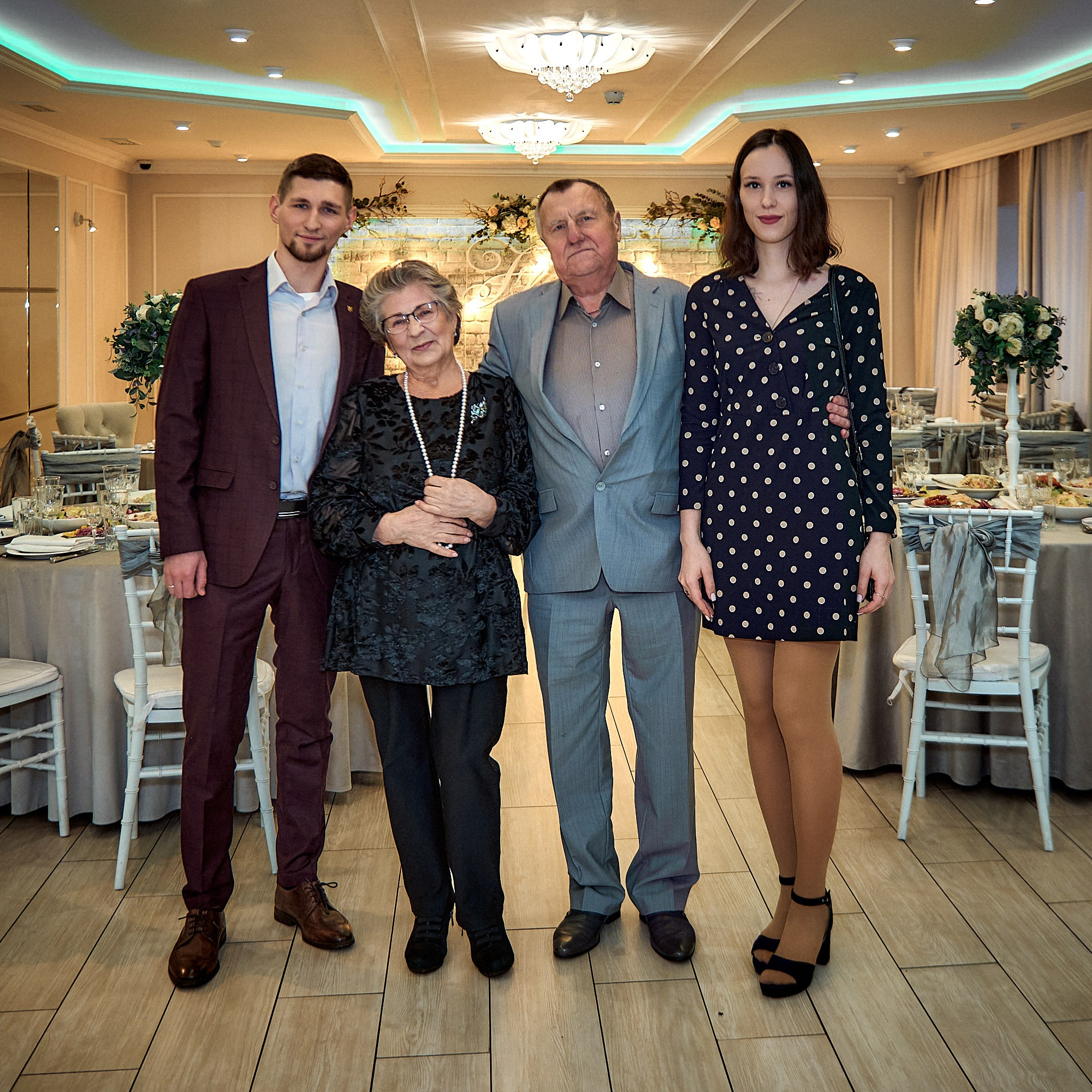 55 лет 💕. Свадебный фотограф, видеограф, рилсмейкер в Санкт-Петербурге и Москве