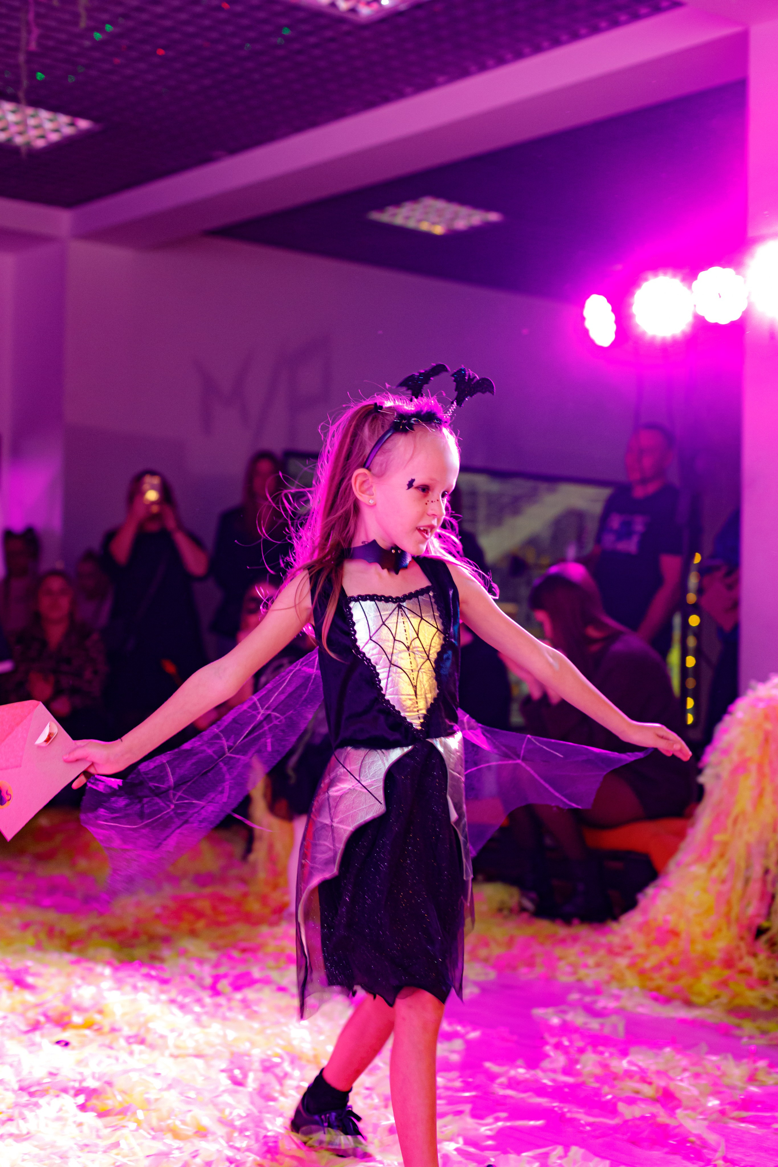 HALLOWEEN. Photokarish