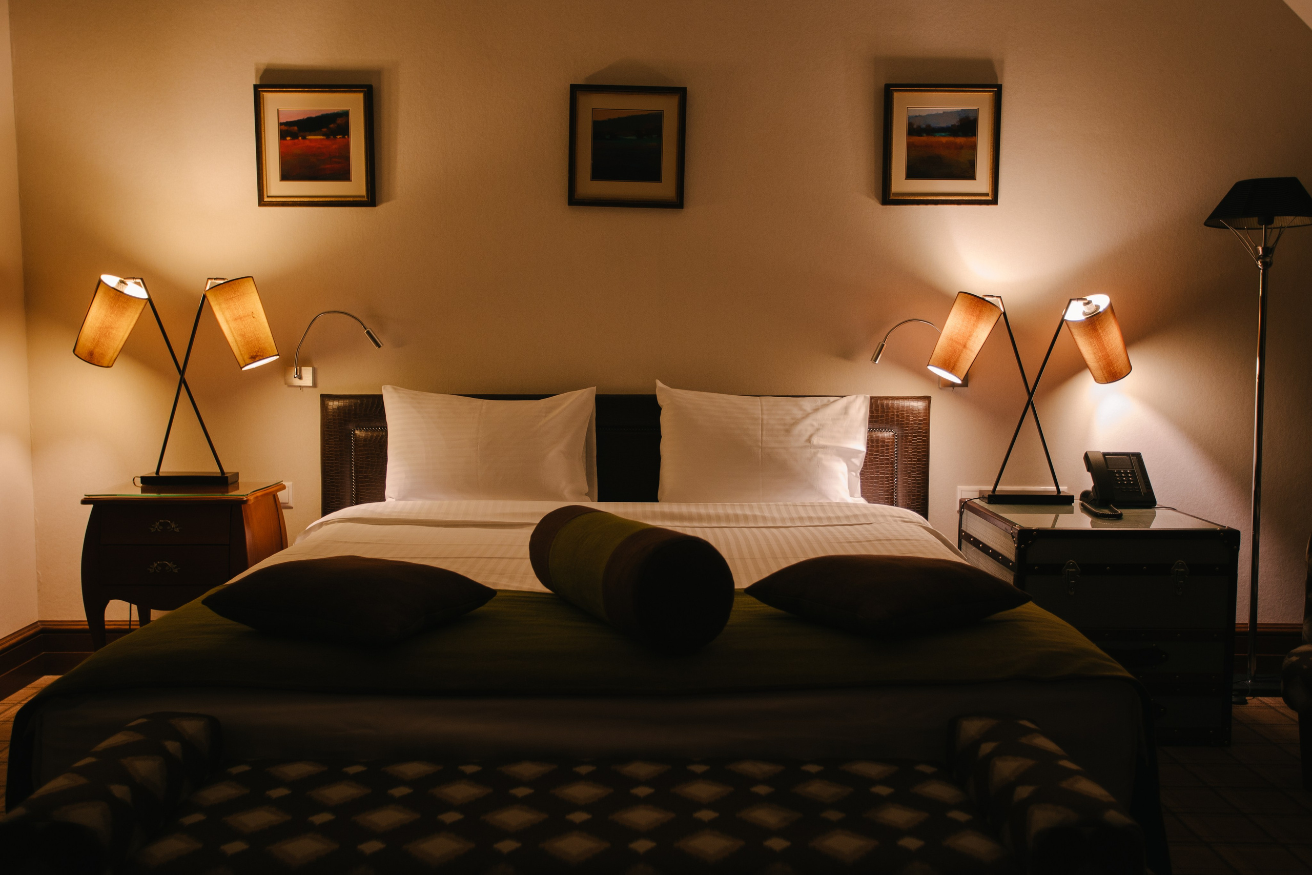 INTERIOR. Photo/Video Production