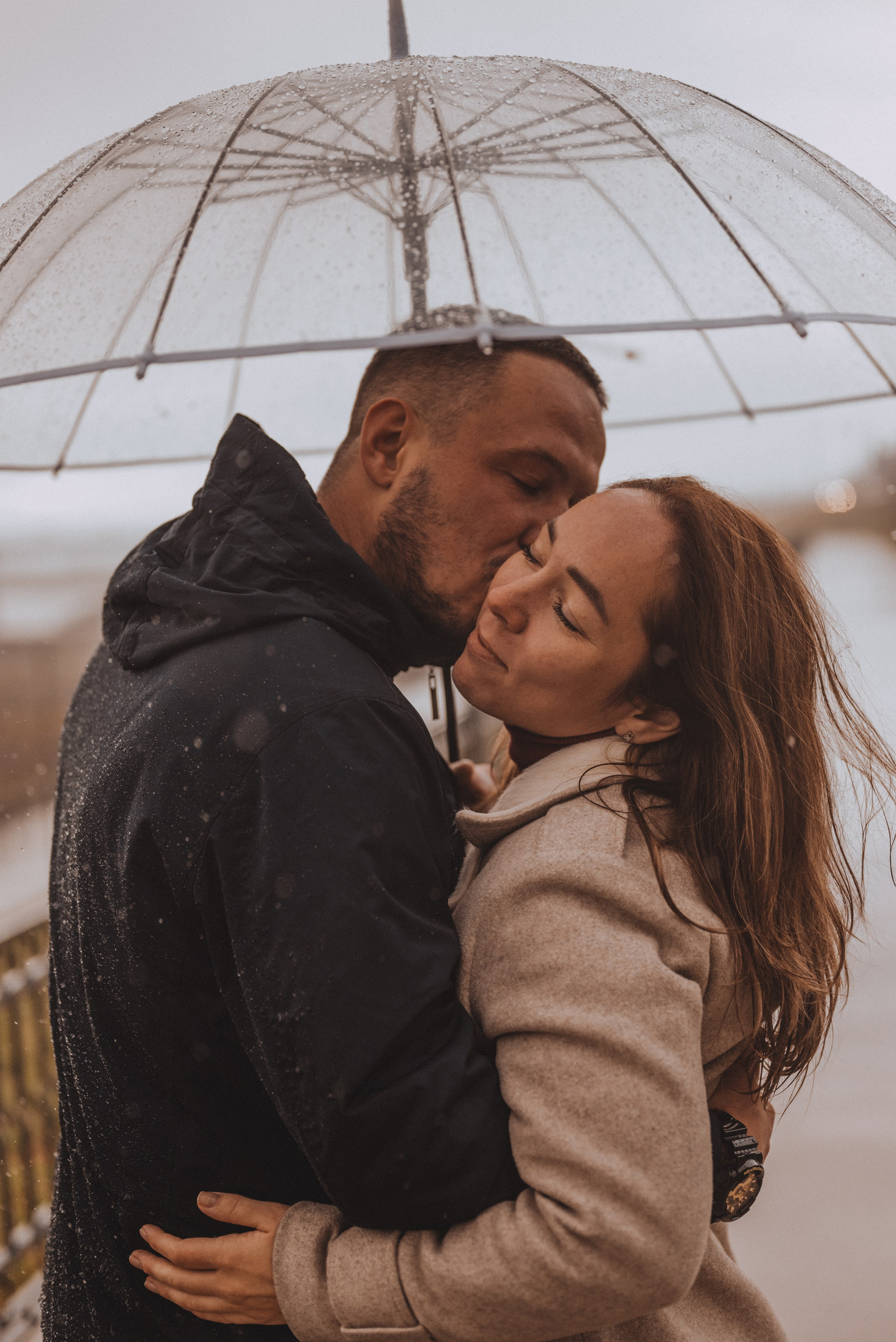 Под дождем. Павел и Виктория. Фотограф Кристина Пархоменко